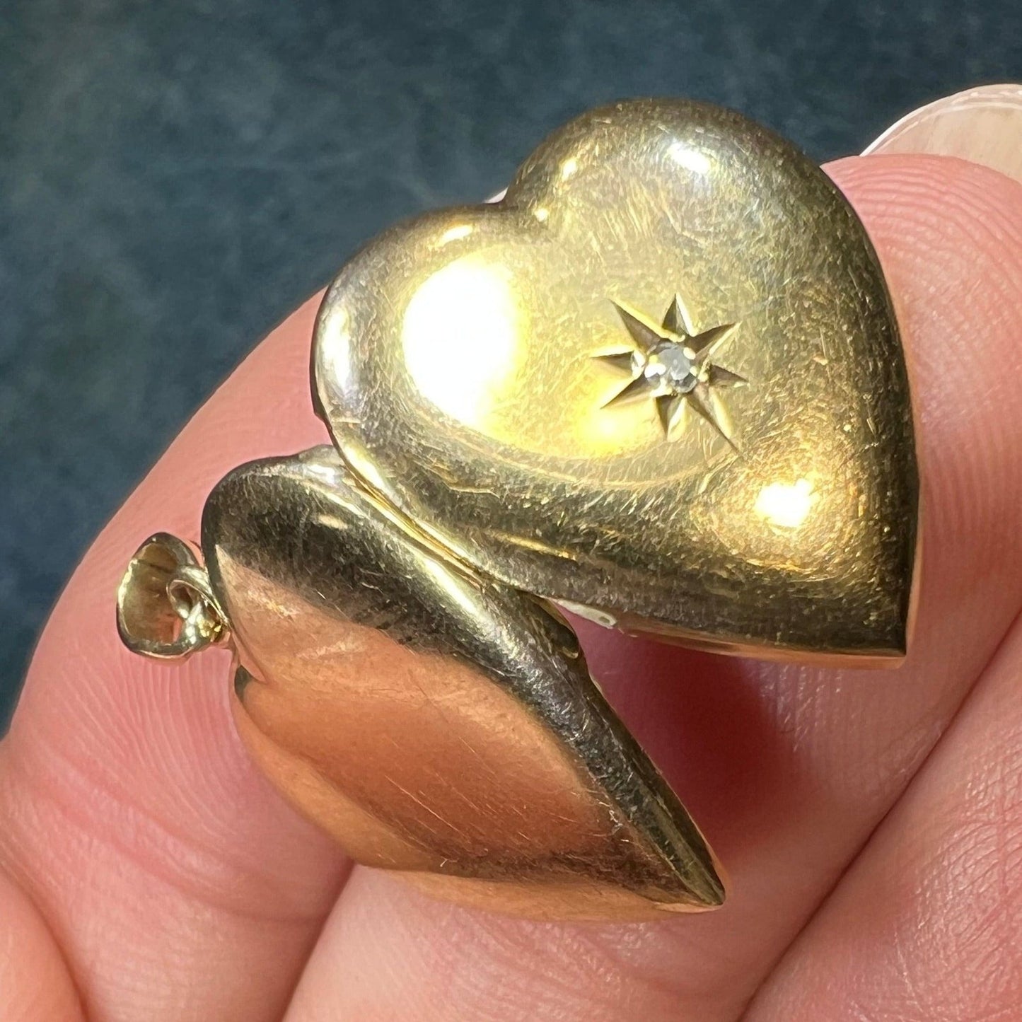 10k Yellow Gold Antique Heart Locket Pendant w Gypsy-Set Diamond. 1"