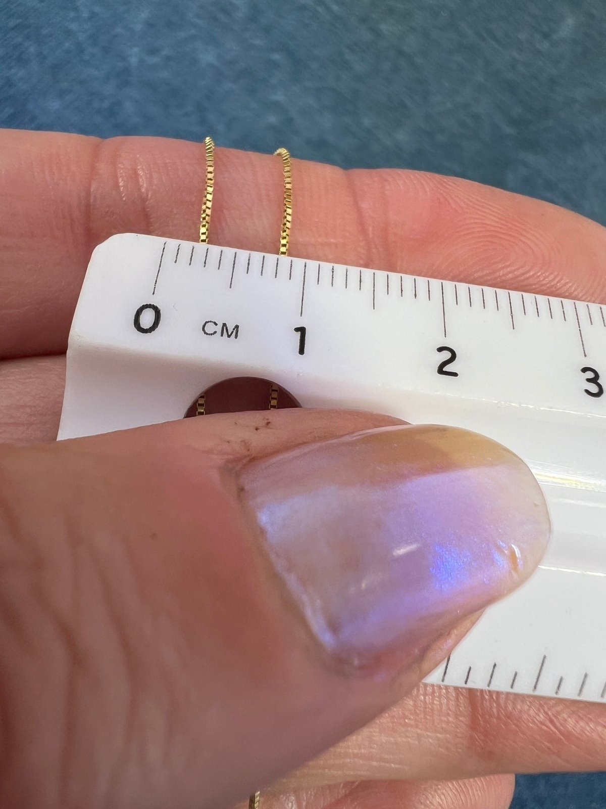 10k Yellow Gold Box Chain. Lobster Clasp. 17" - O
