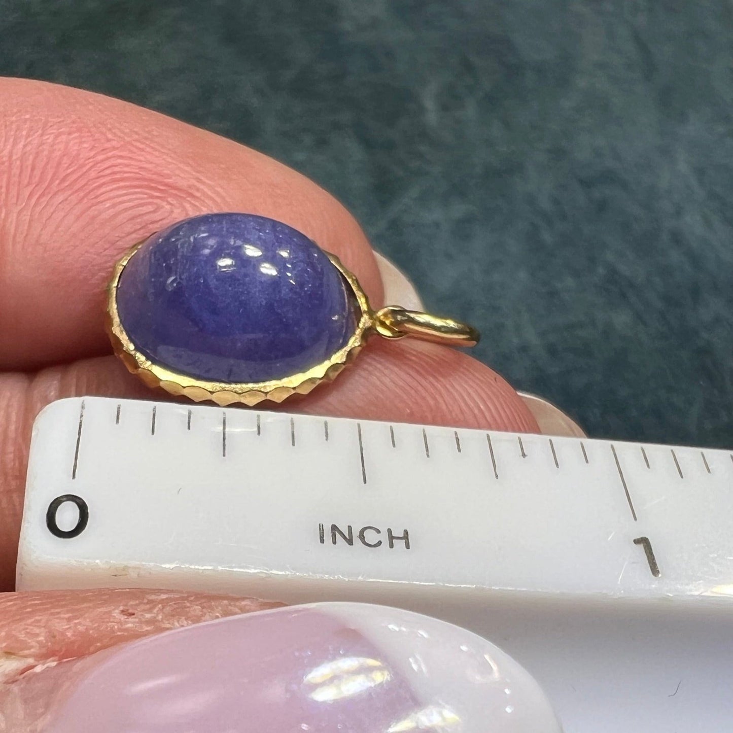 10k Yellow Gold Cabochon Tanzanite Pendant. Periwinkle