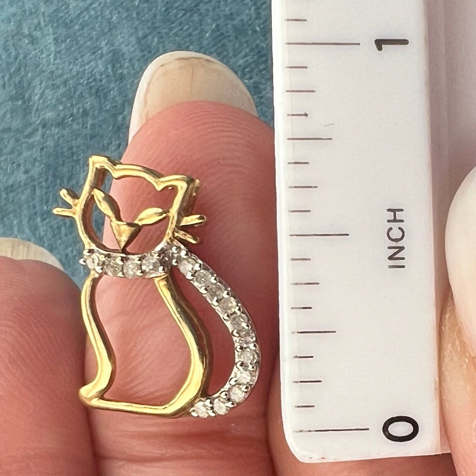 10k Yellow Gold Elegant Cat Pendant w Diamond Collar + Tail