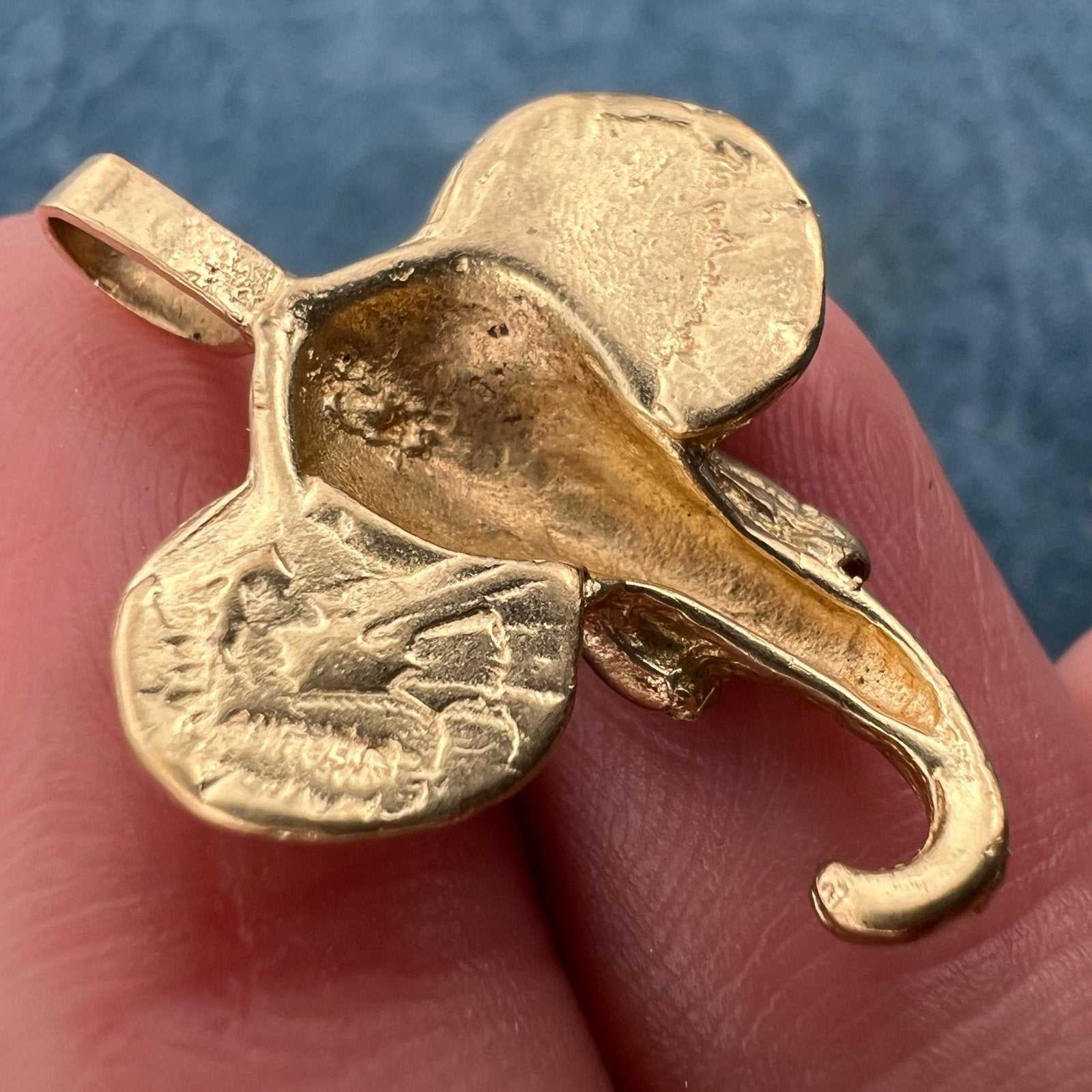 10k Yellow Gold Elephant Head Pendant. 3-D + Solid