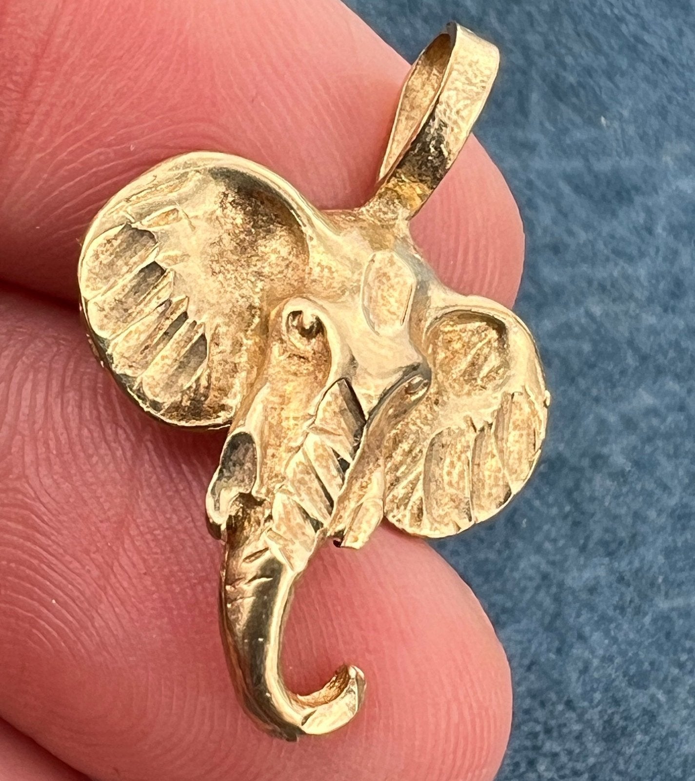 10k Yellow Gold Elephant Head Pendant. 3-D + Solid