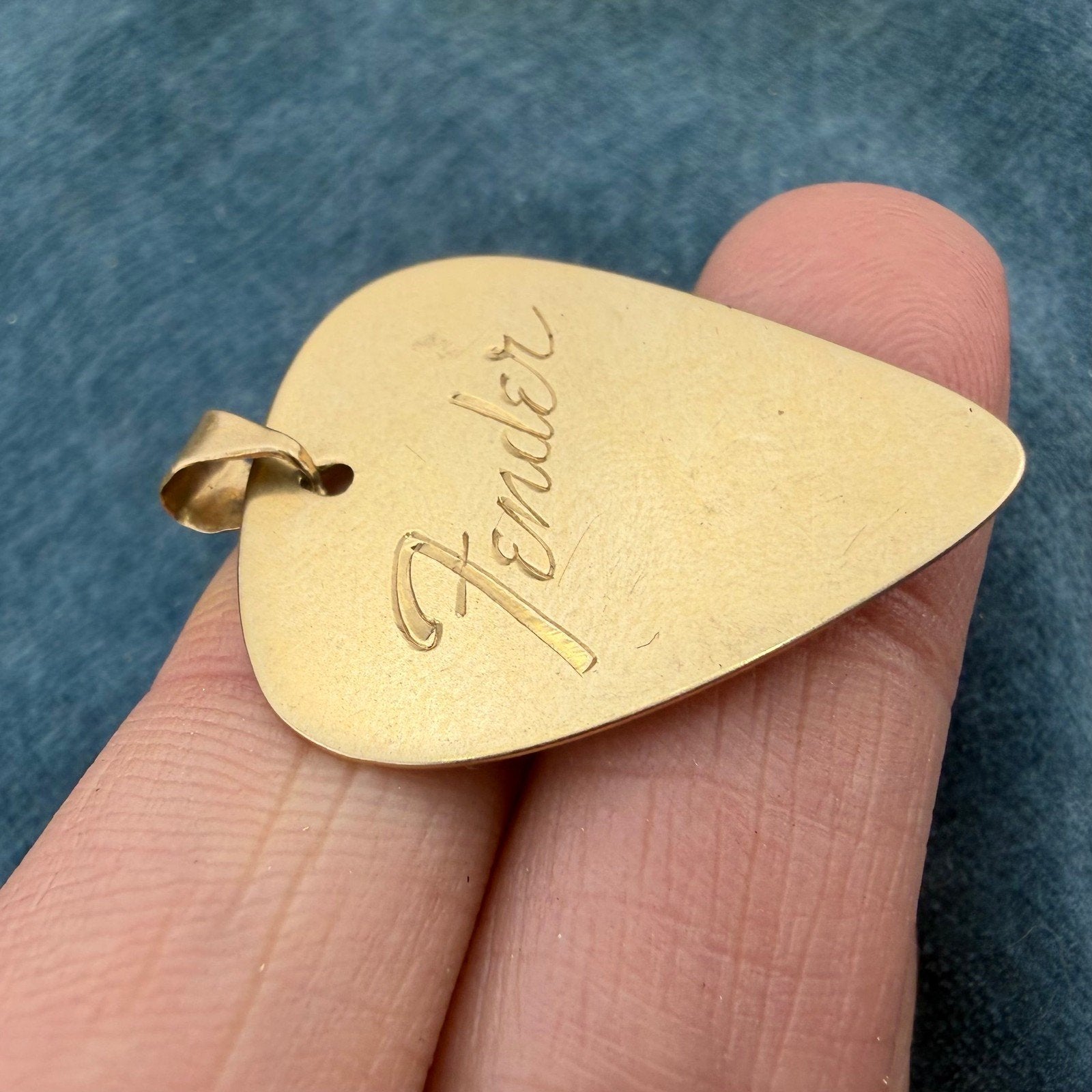 10k Yellow Gold Engraved GUITAR PICK Pendant. Fender 1.4" + 4.6g