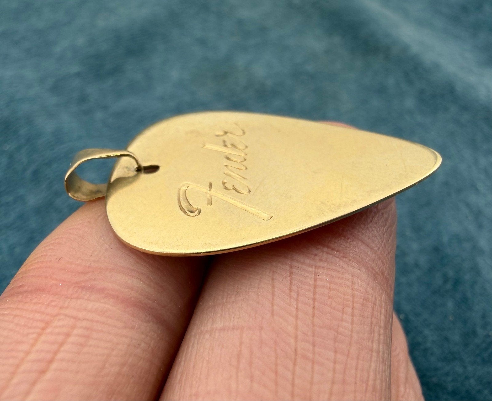 10k Yellow Gold Engraved GUITAR PICK Pendant. Fender 1.4" + 4.6g