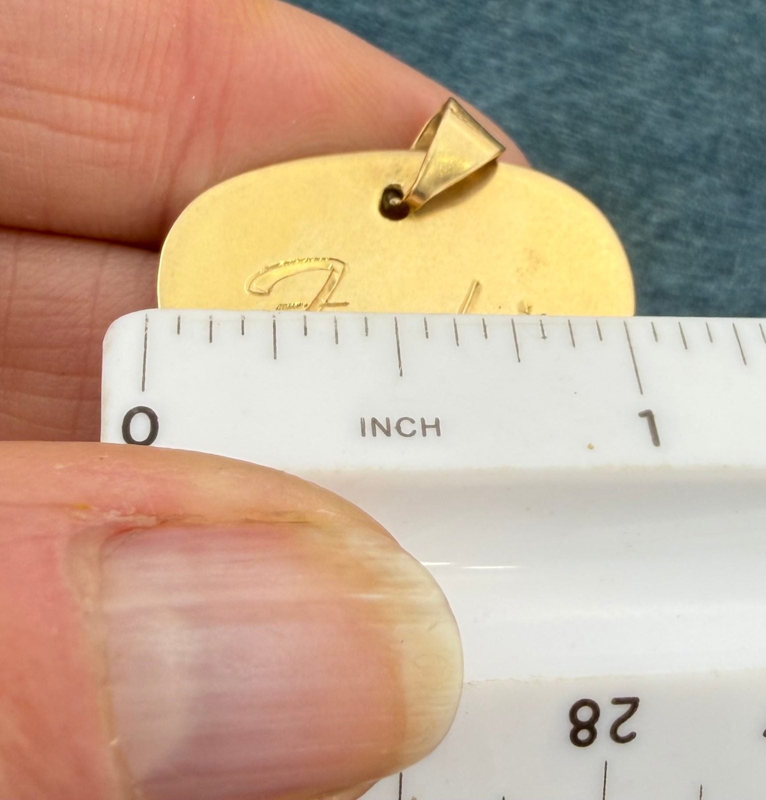 10k Yellow Gold Engraved GUITAR PICK Pendant. Fender 1.4" + 4.6g