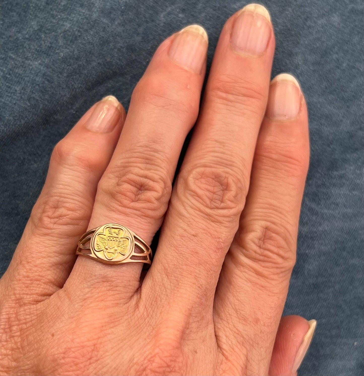 10k Yellow Gold GIRL SCOUT Trefoil Deco Signet Ring. Ostby Barton *Rare*