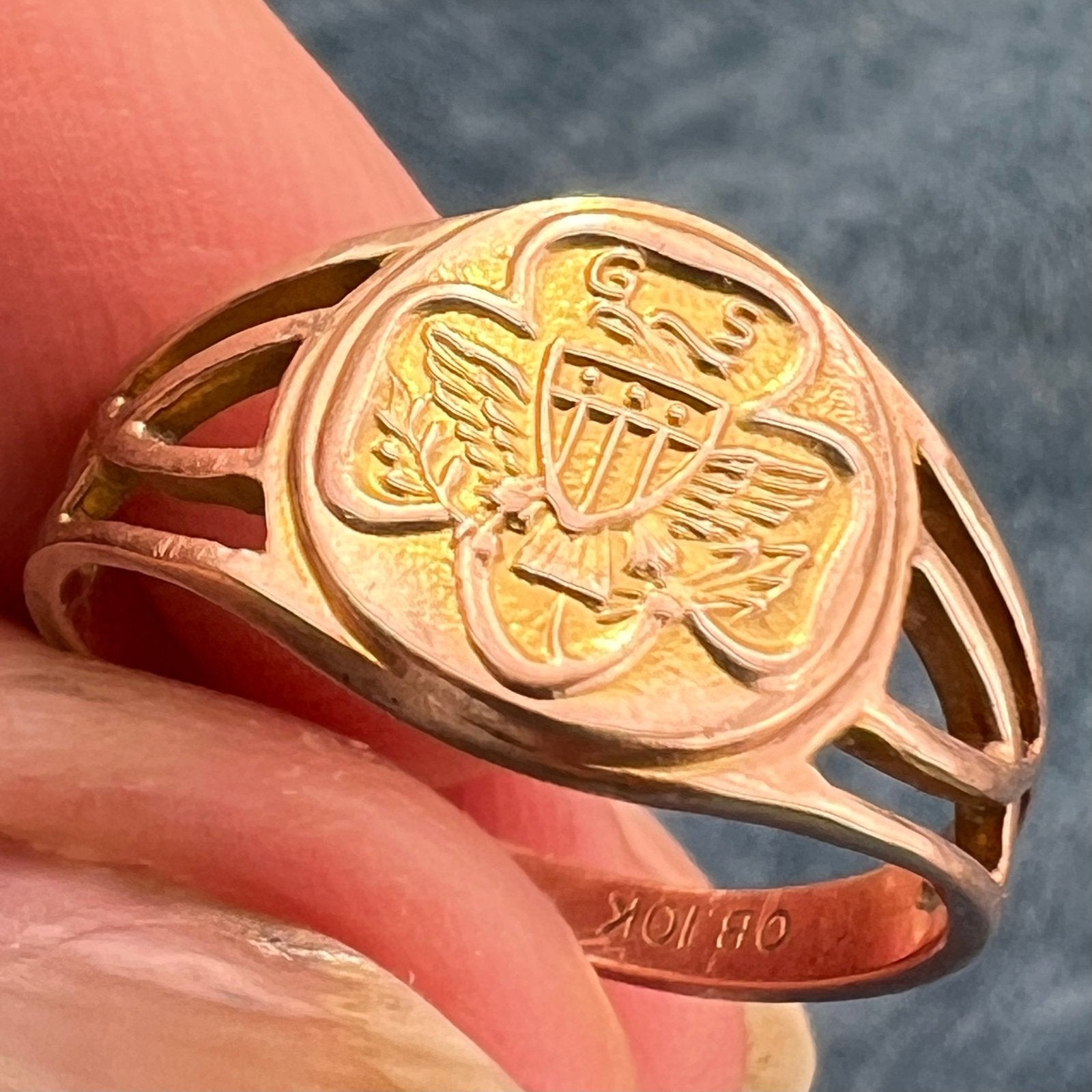 10k Yellow Gold GIRL SCOUT Trefoil Deco Signet Ring. Ostby Barton *Rare*