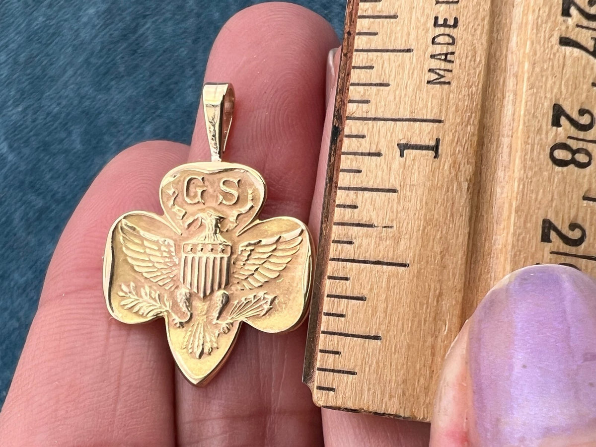 10k Yellow Gold GIRL SCOUT Trefoil Signet Pendant *Rare*