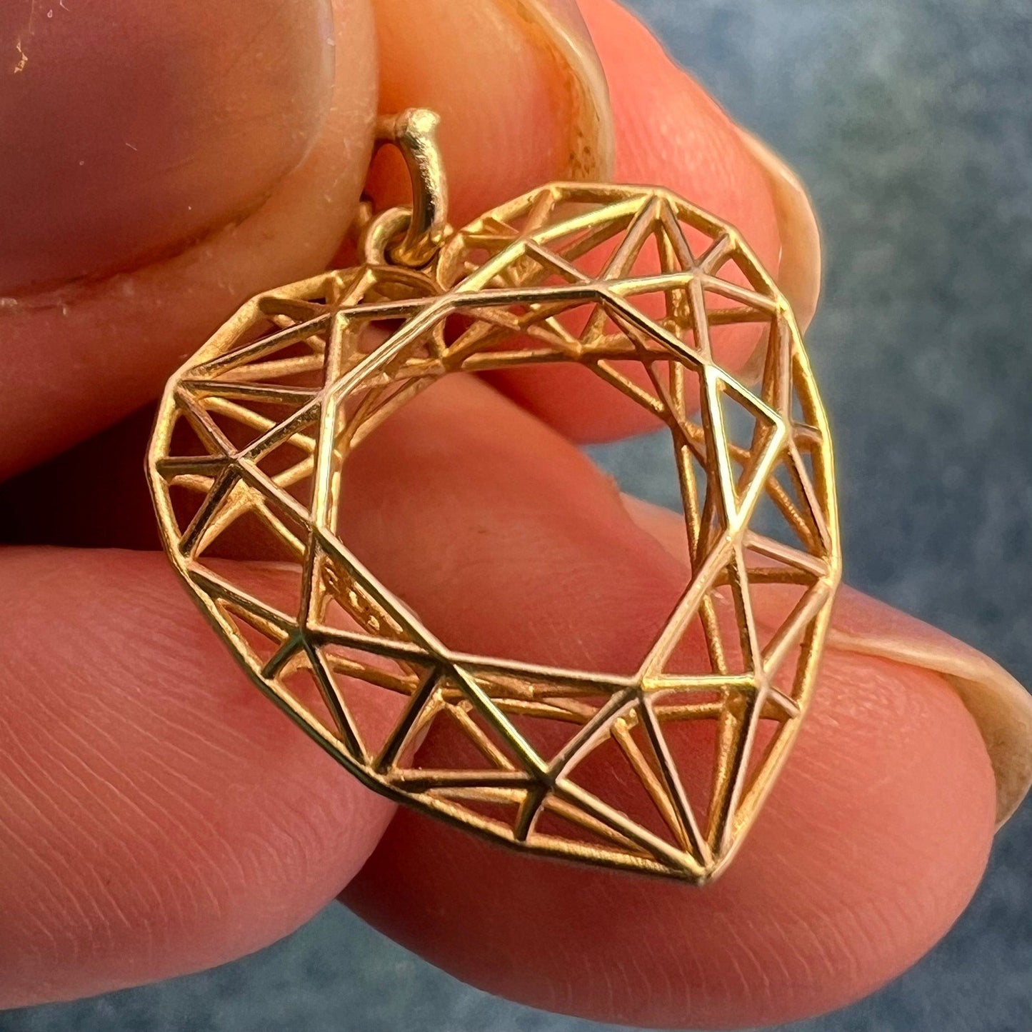 10k Yellow Gold Geometric 3-D Heart Pendant. Spiderweb