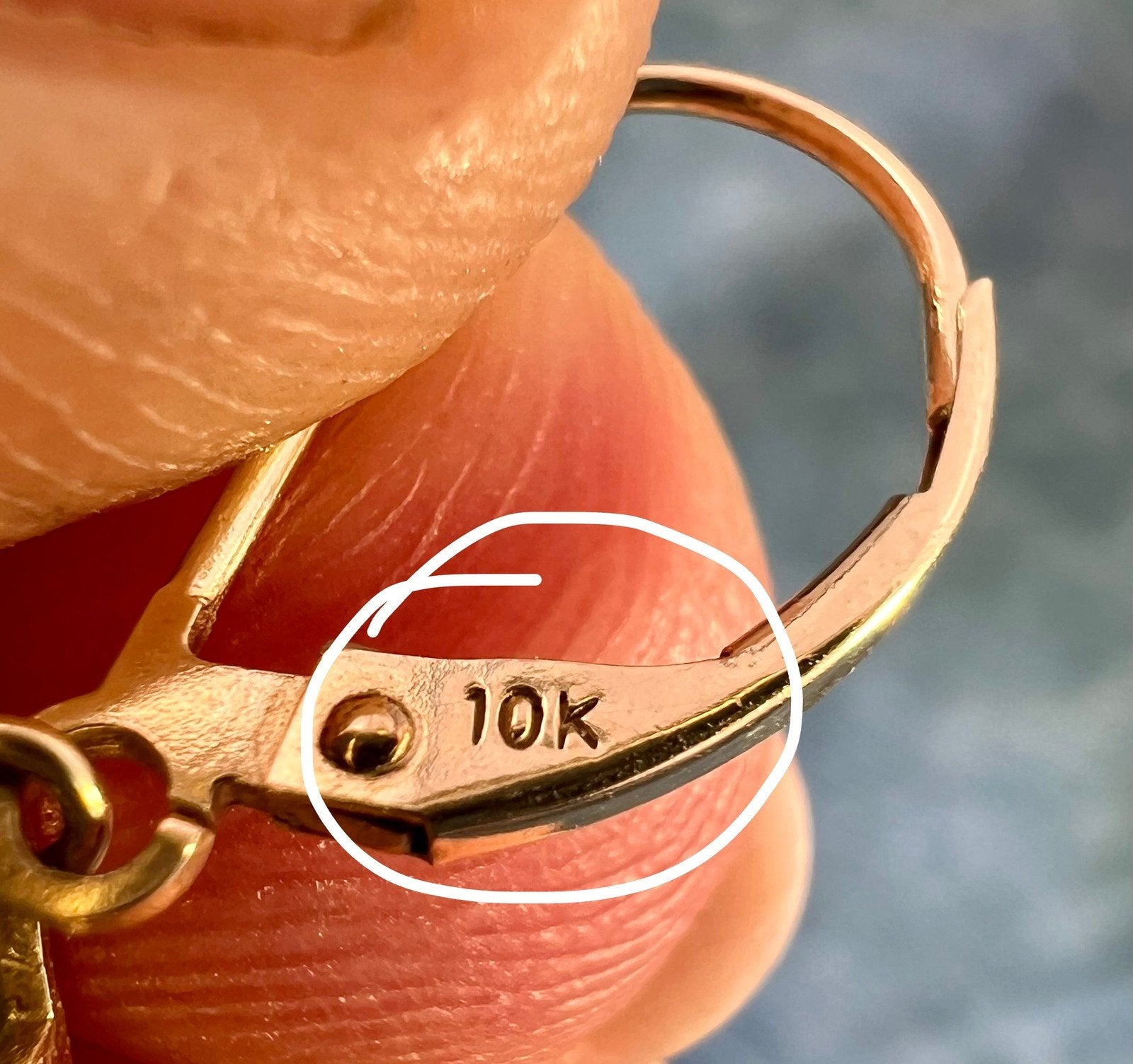 10k Yellow Gold Lime Peridot Teardrop Chandelier Leverback Earrings. 2" + 7.7g