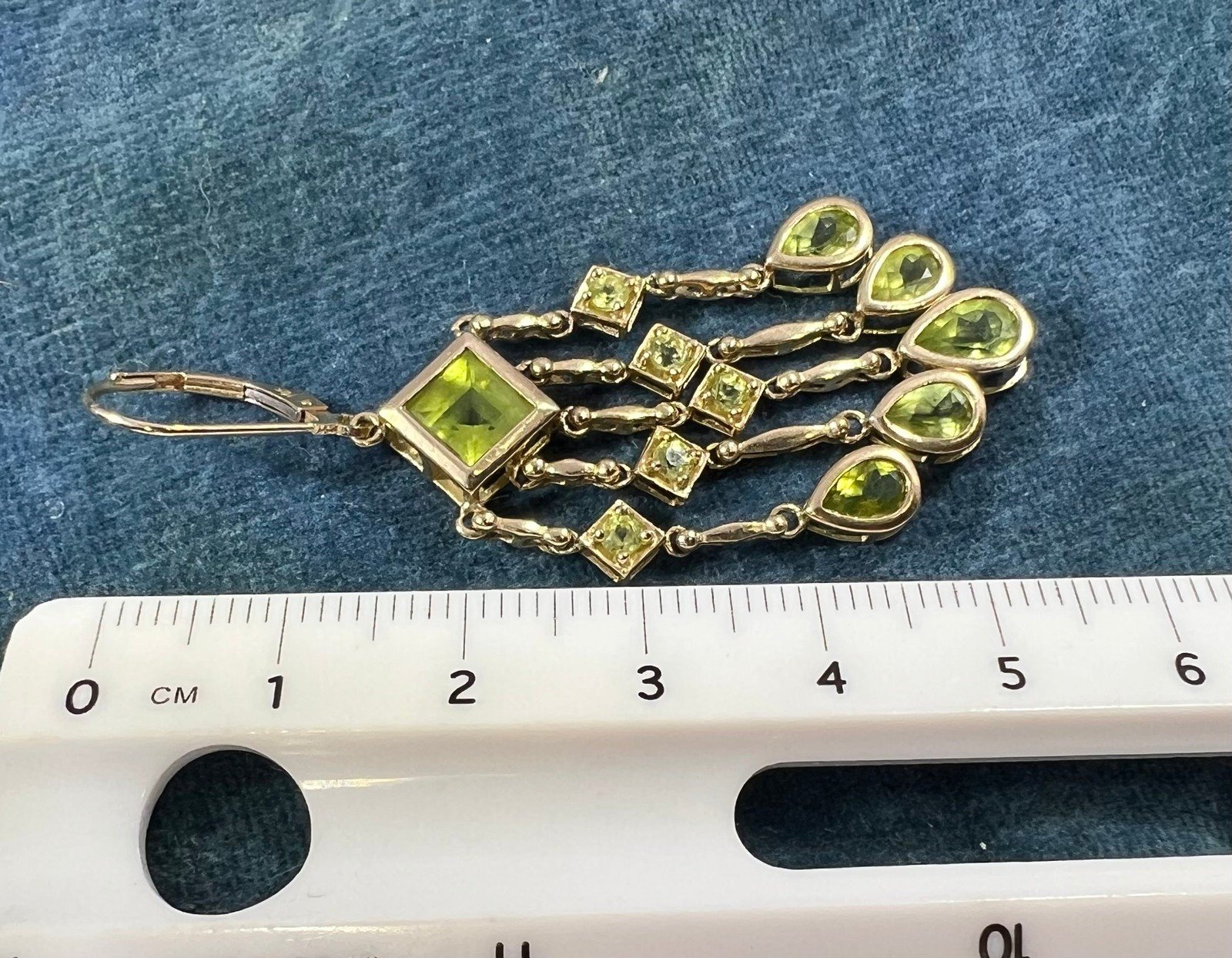 10k Yellow Gold Lime Peridot Teardrop Chandelier Leverback Earrings. 2" + 7.7g