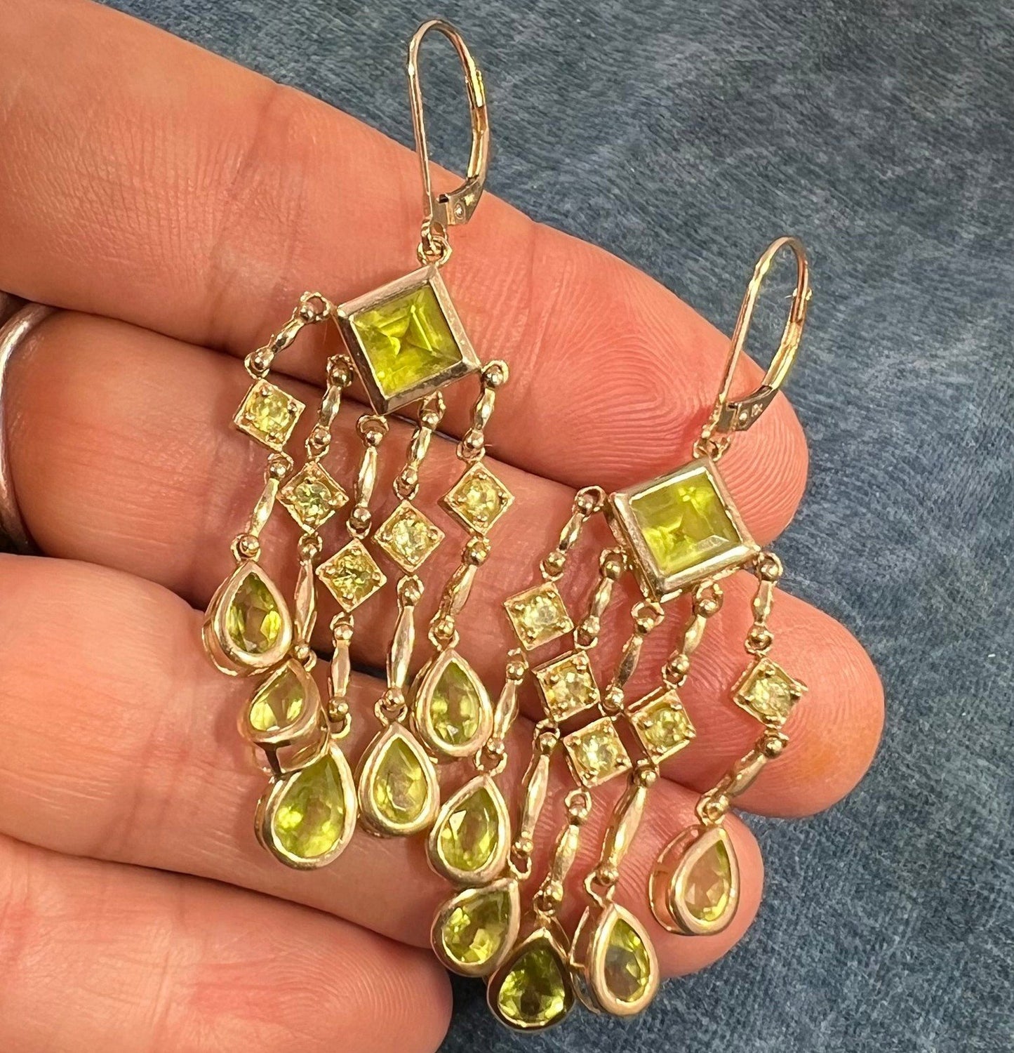 10k Yellow Gold Lime Peridot Teardrop Chandelier Leverback Earrings. 2" + 7.7g