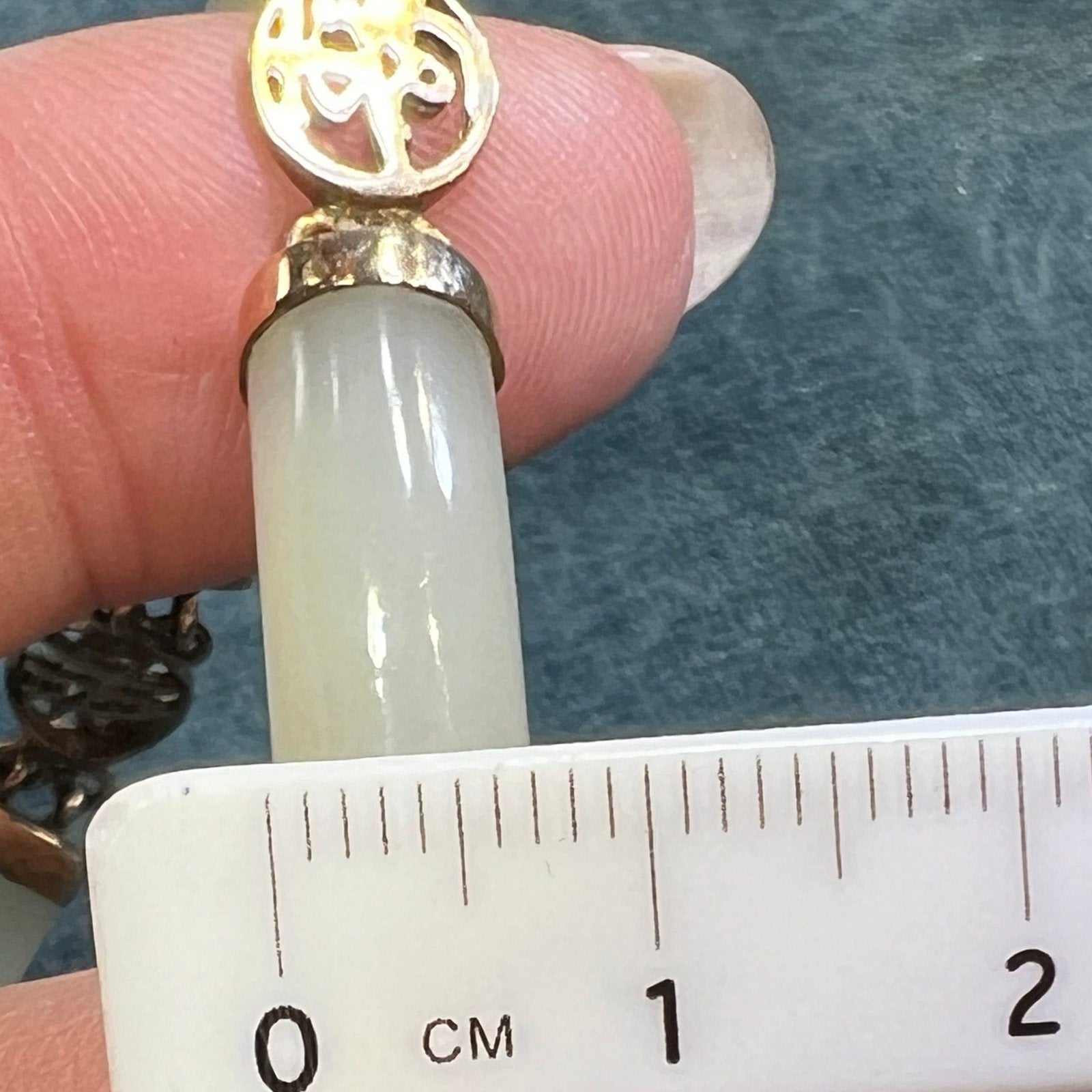 10k Yellow Gold Pale Green - White Jade Panel Bracelet. 16g