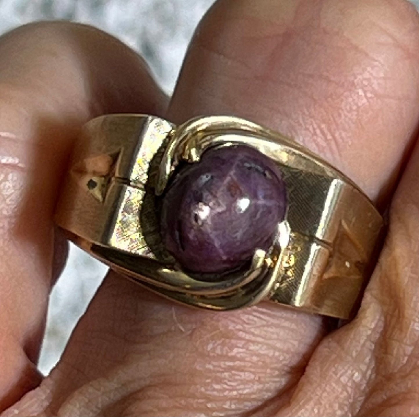 10k Yellow Gold Purple Star Sapphire Ruby Signet Ring. 9g *Video*