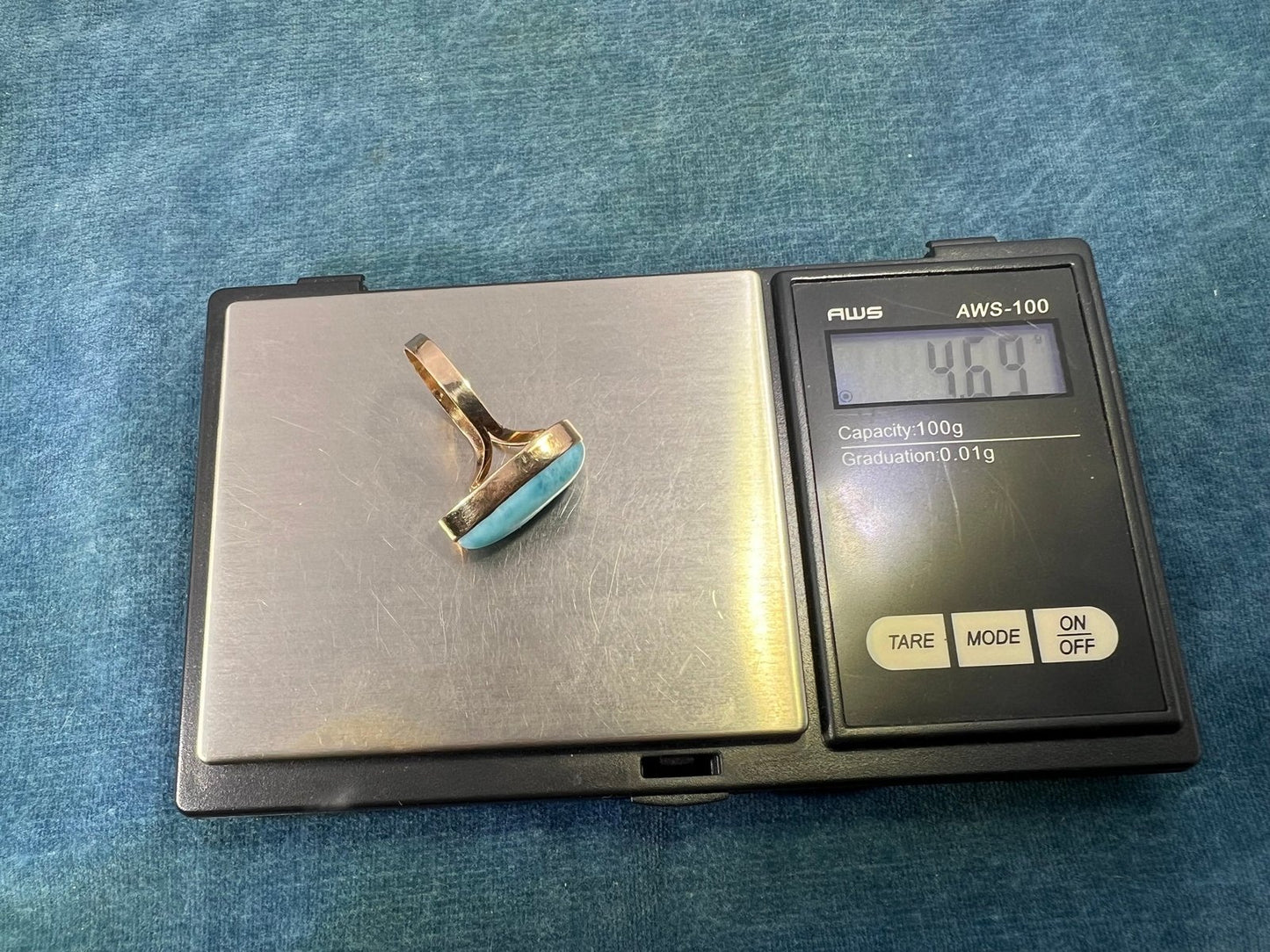 10k Yellow Gold Robins Egg Blue Larimar Ring. 3/4" Teardrop