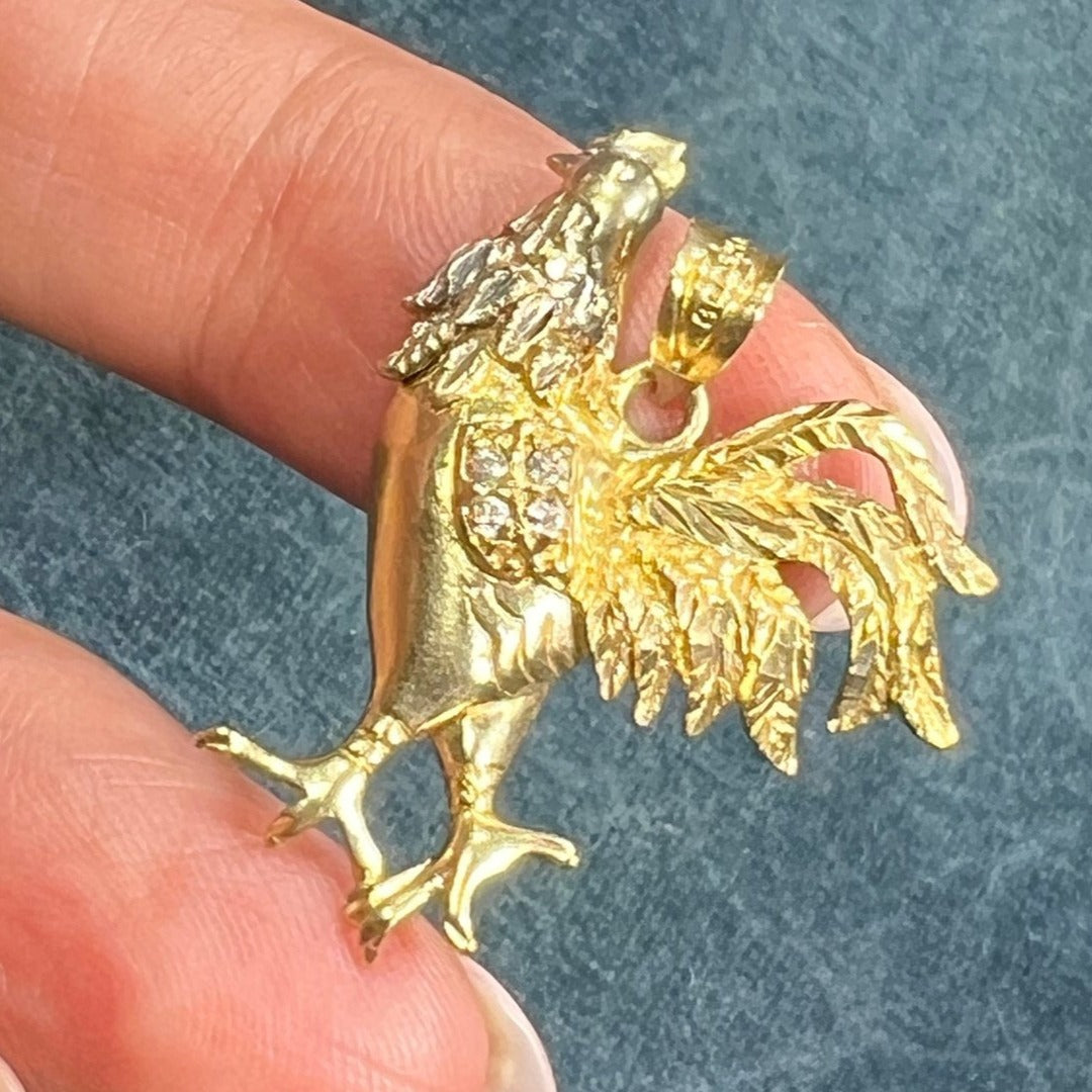 10k Yellow Gold Rooster Game Cock Pendant. Diamond Wing. 1.5"