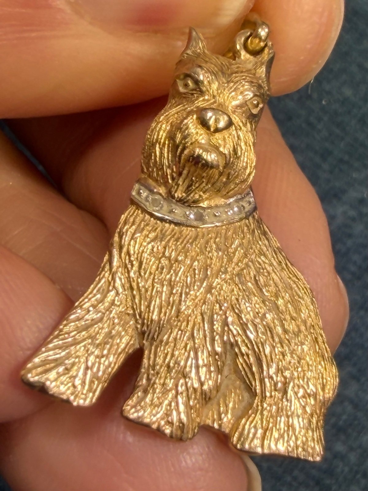 10k Yellow Gold Schnauzer Terrier Dog Pendant w Diamond Collar