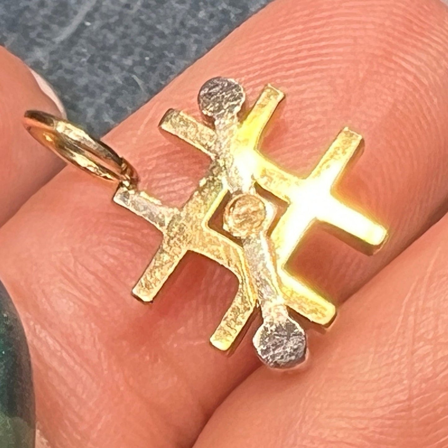 10k Yellow Gold Tic Tac Toe Pendant w Diamonds. Winner!