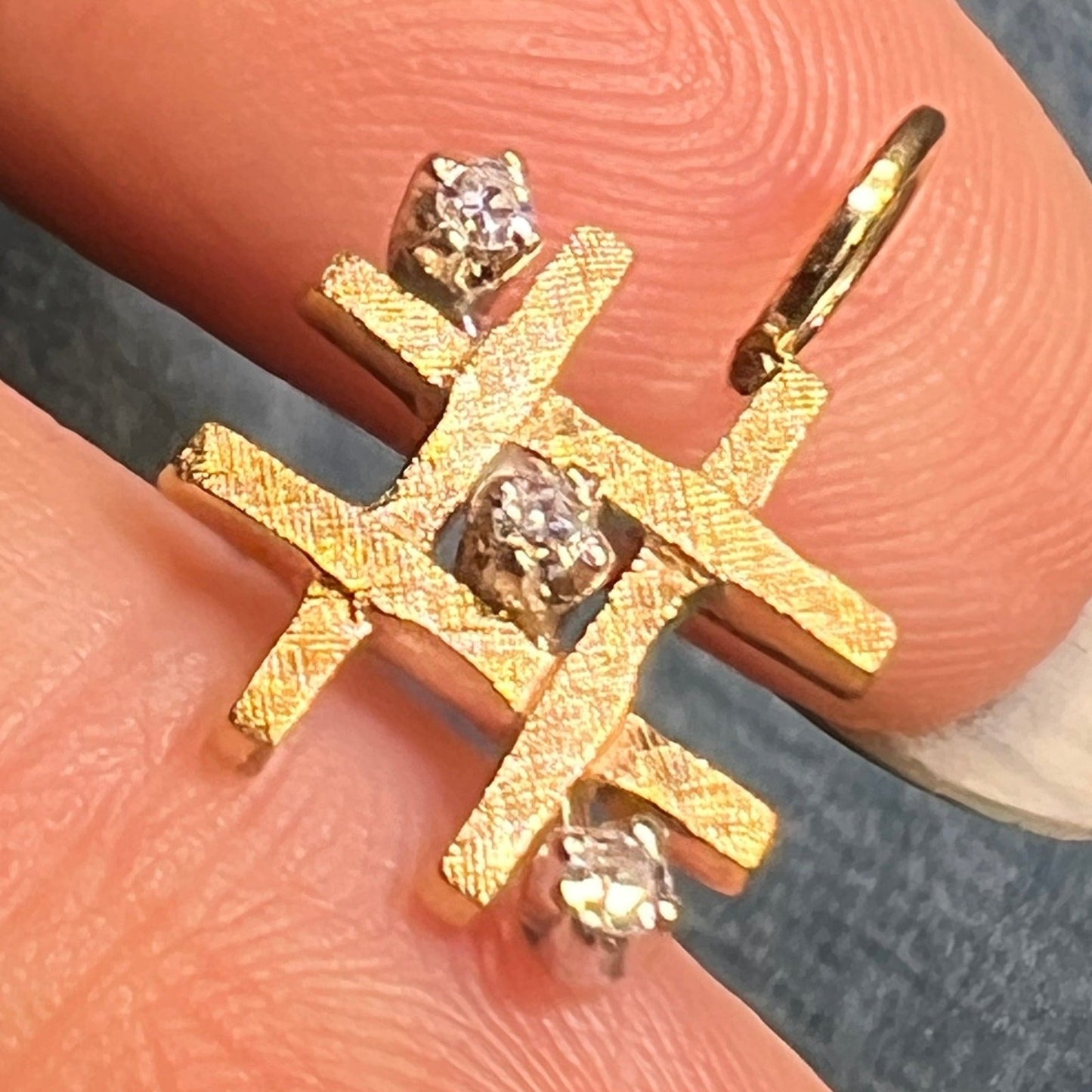 10k Yellow Gold Tic Tac Toe Pendant w Diamonds. Winner!