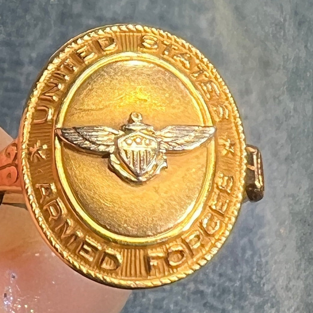 10k Yellow Gold US Armed Forces Airborne Wings Signet Ring