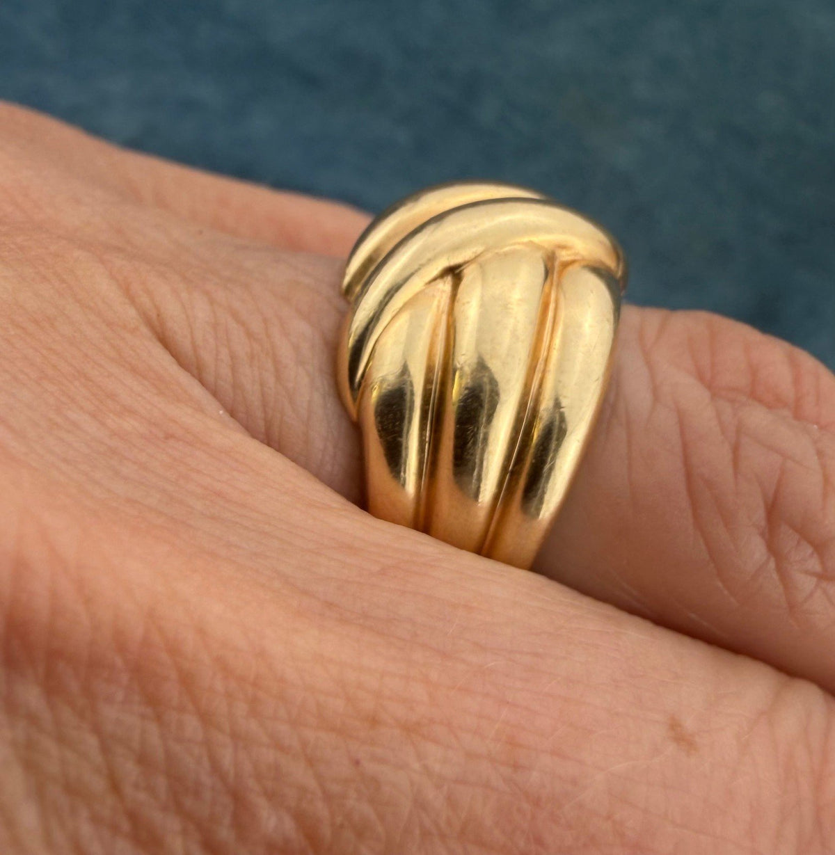 10k Yellow Gold Wide Band Ring. Stacked Love Knot Design. 12mm