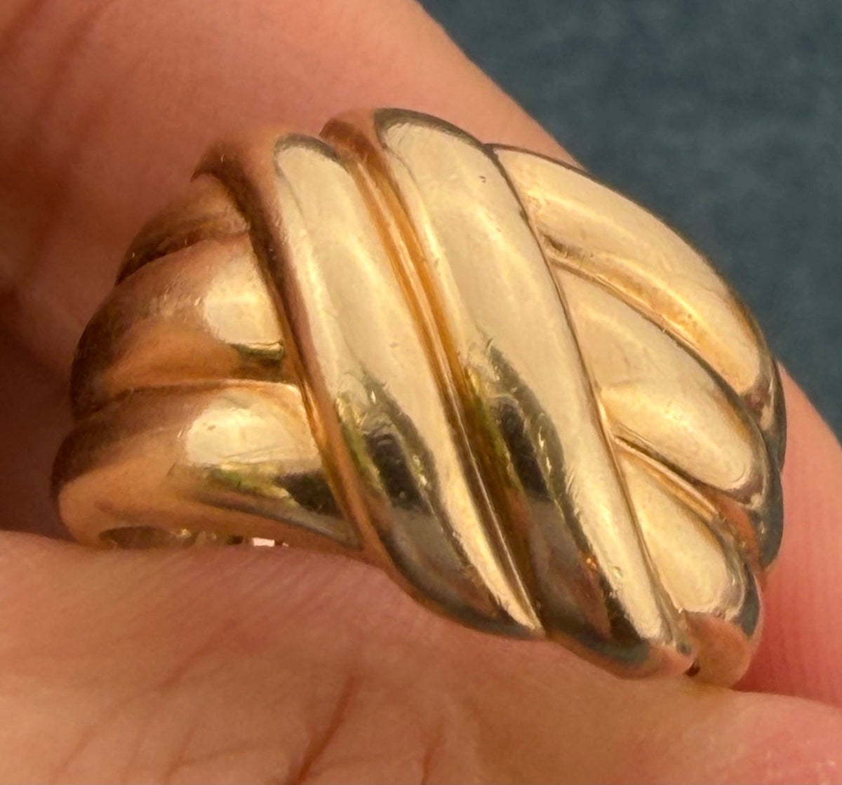 10k Yellow Gold Wide Band Ring. Stacked Love Knot Design. 12mm
