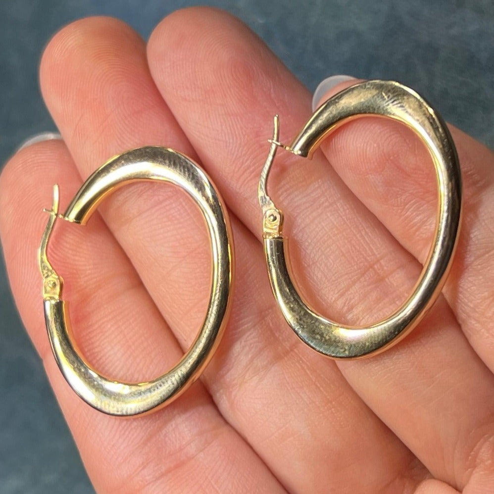 10k Yellow Gold Wide Oval Hoop Italy Earrings. Unusual Shape