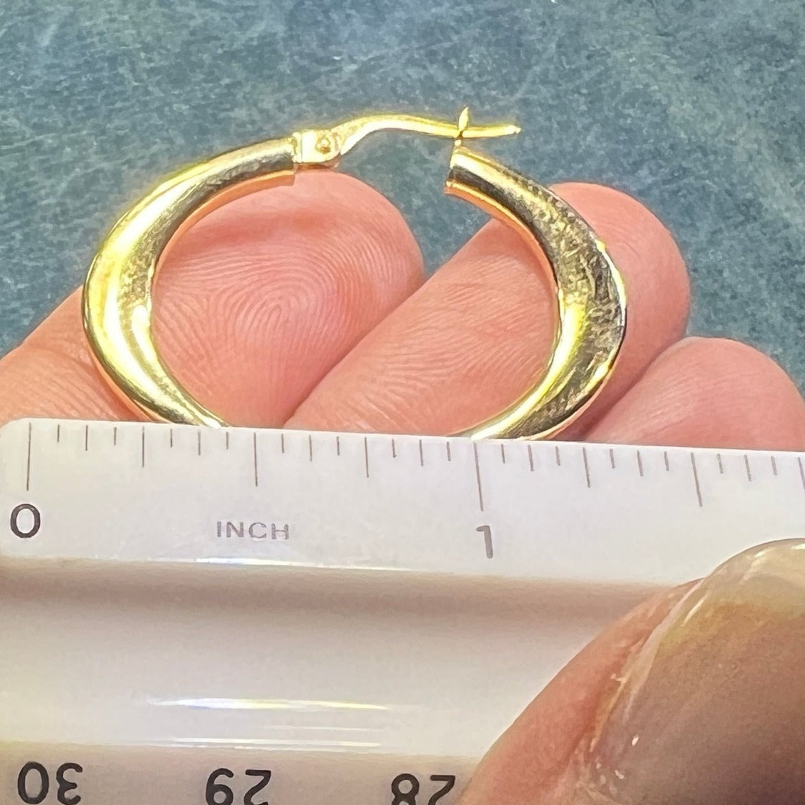 10k Yellow Gold Wide Oval Hoop Italy Earrings. Unusual Shape