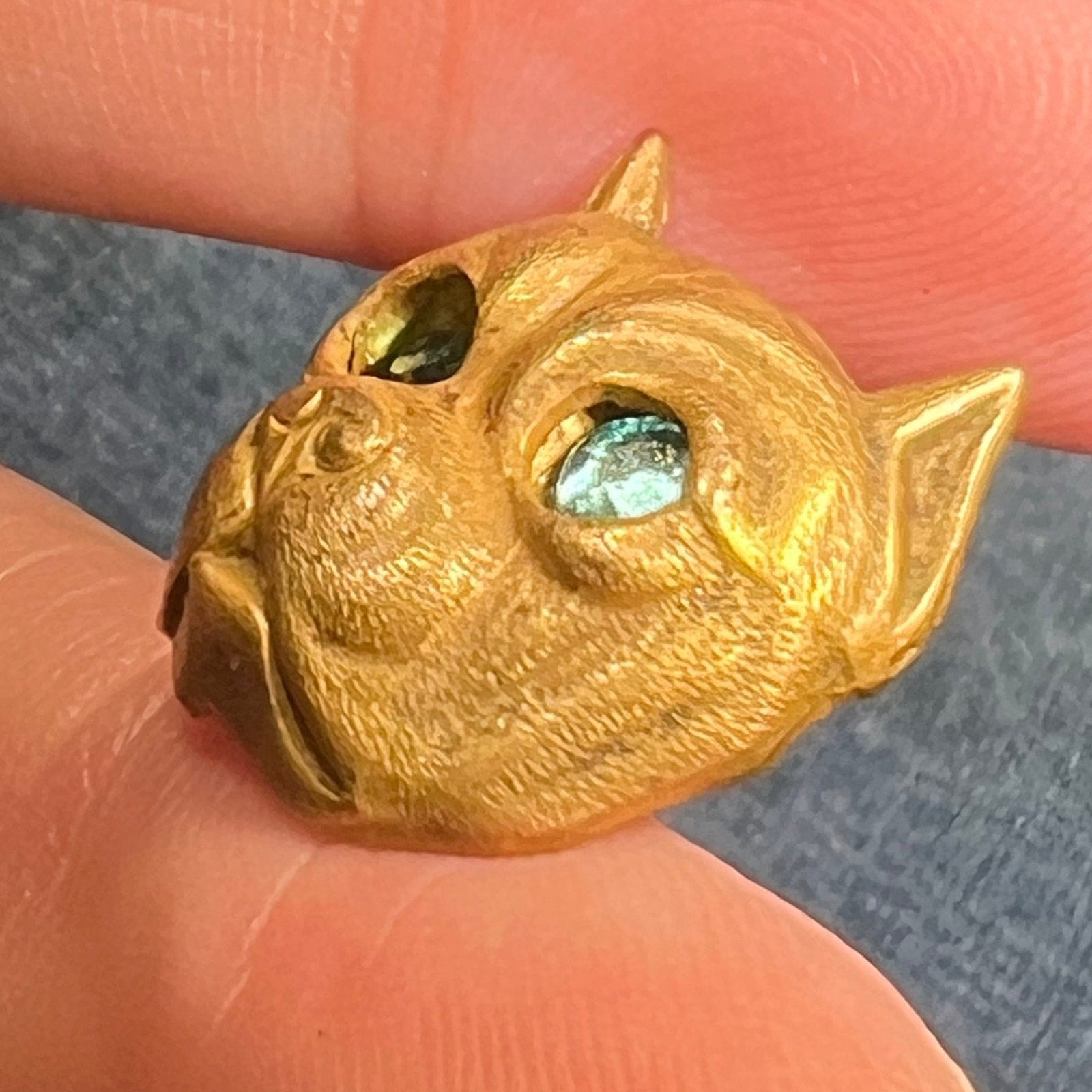 10k Yellow Rose Gold Pit Bull Dog Pendant w Blue Eyes. Antique