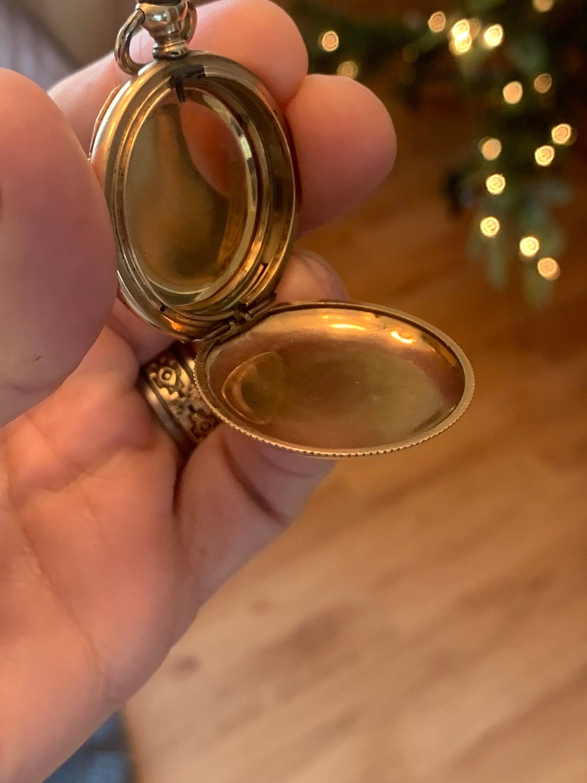 14k 1/10 GF Pocket Watch Pendant w Diamonds. Watch Removed. 24g