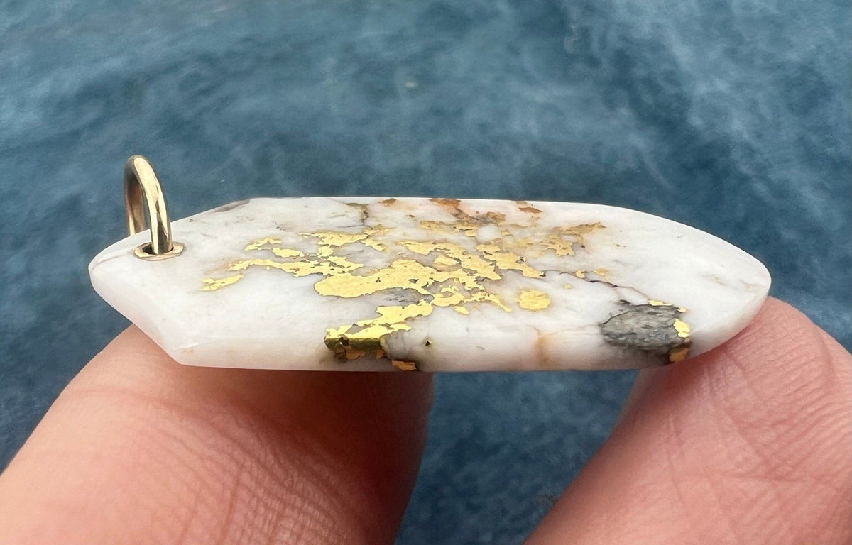 14k Alaskan Gold in Quartz Shield Shape Pendant. 2-Sided 1.5"