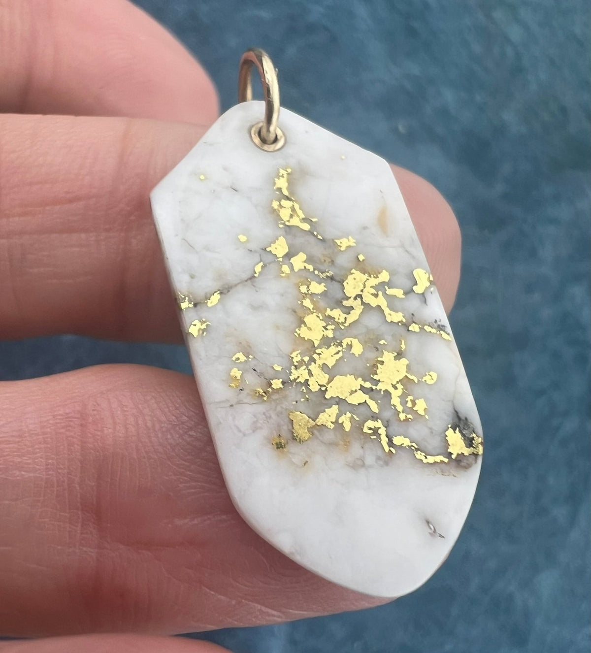 14k Alaskan Gold in Quartz Shield Shape Pendant. 2-Sided 1.5"