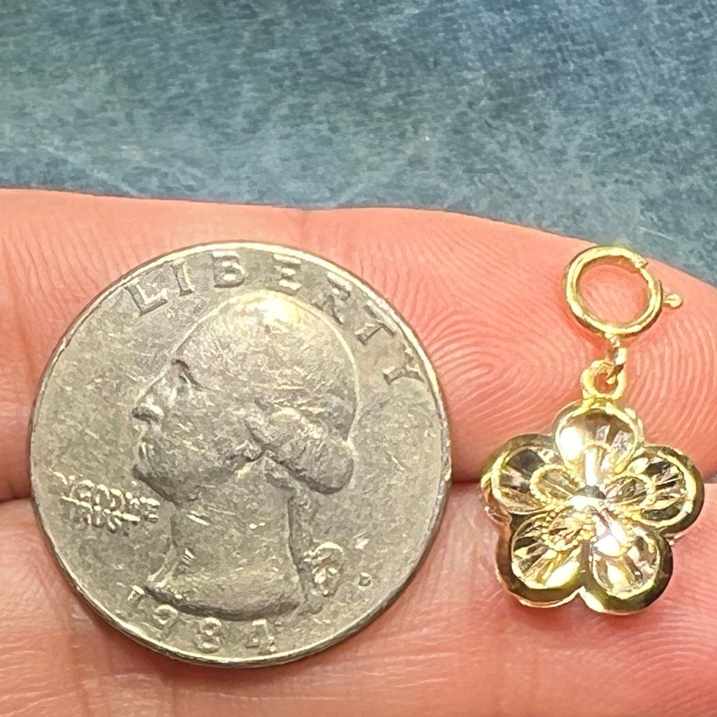 14k Gold 3-D Filigree Kaleidoscope Flower Pendant