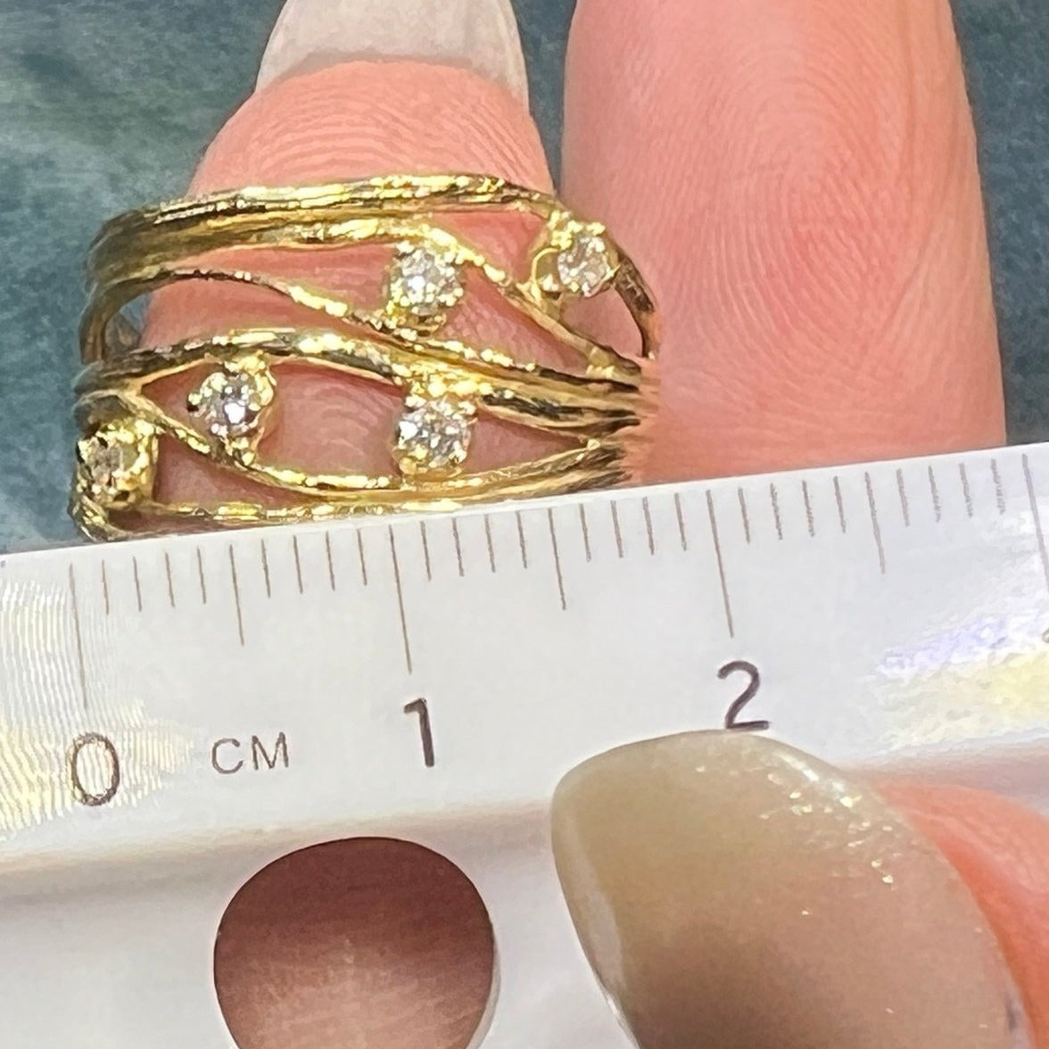 14k Gold 7 Band Wavy Stacked Ring w 5 Diamonds. 1/2" Wide