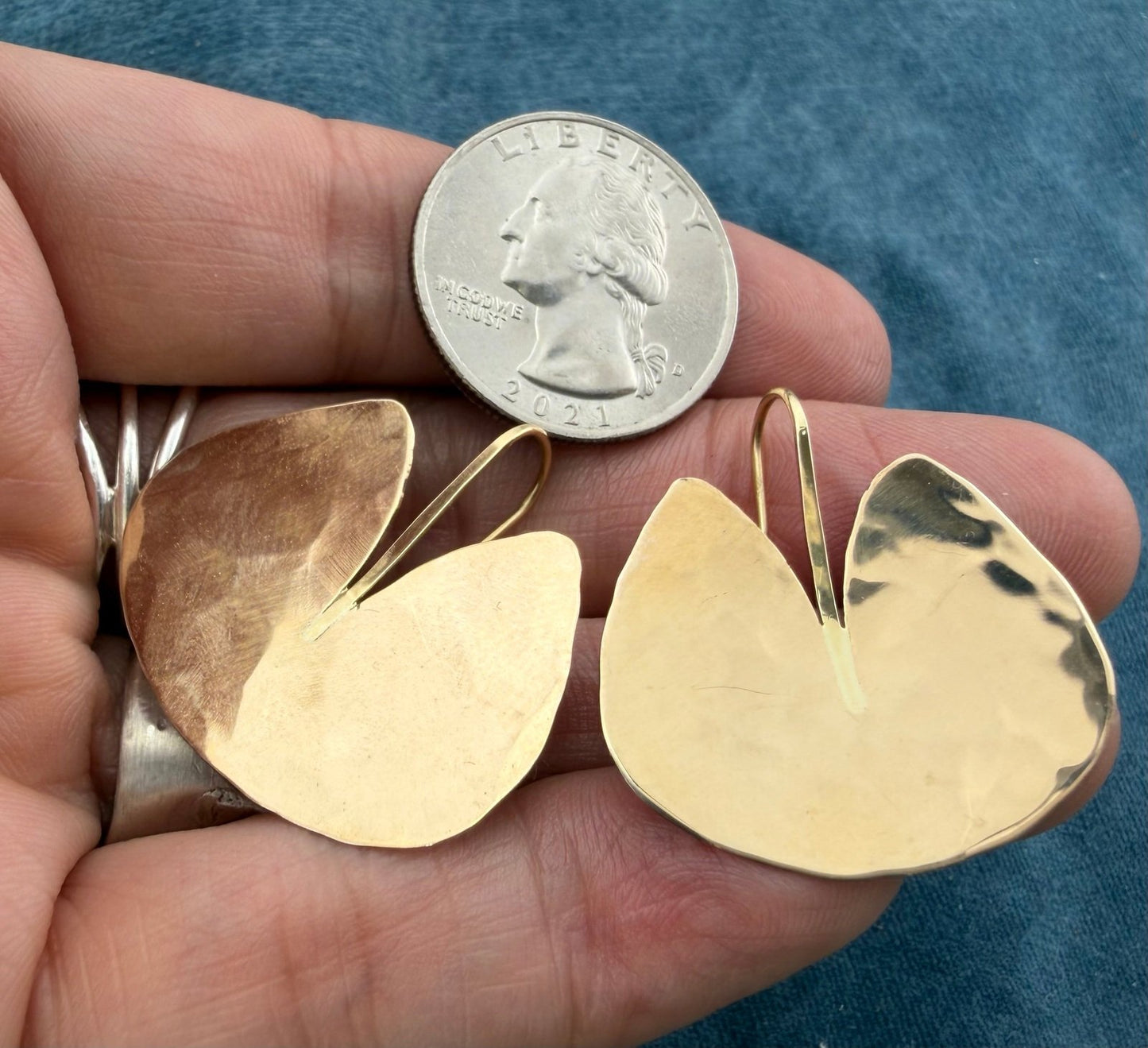 14k Gold + 925 Ed LEVIN Lily Pad Earrings. Hammered 1" 6g *Video*