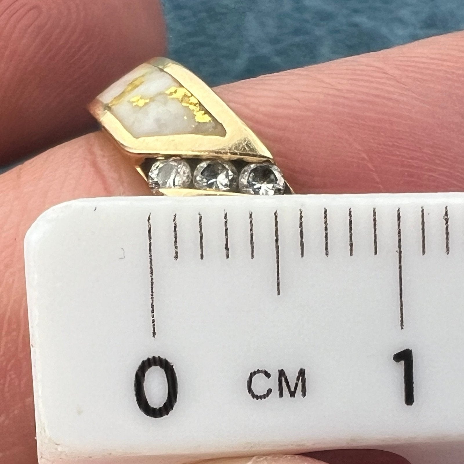 14k Gold ALASKAN GOLD QUARTZ Wedding Band Ring w Diamonds