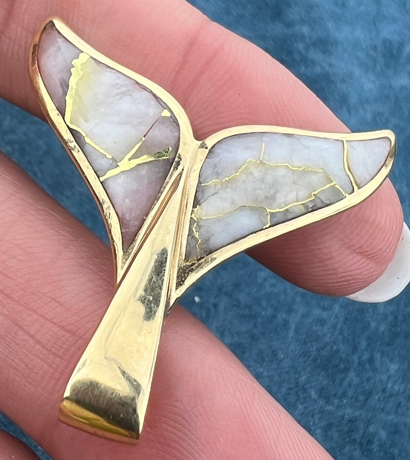 14k Gold Alaskan GOLD QUARTZ Mermaid Whale Tail Pendant. 1.3" *Video*