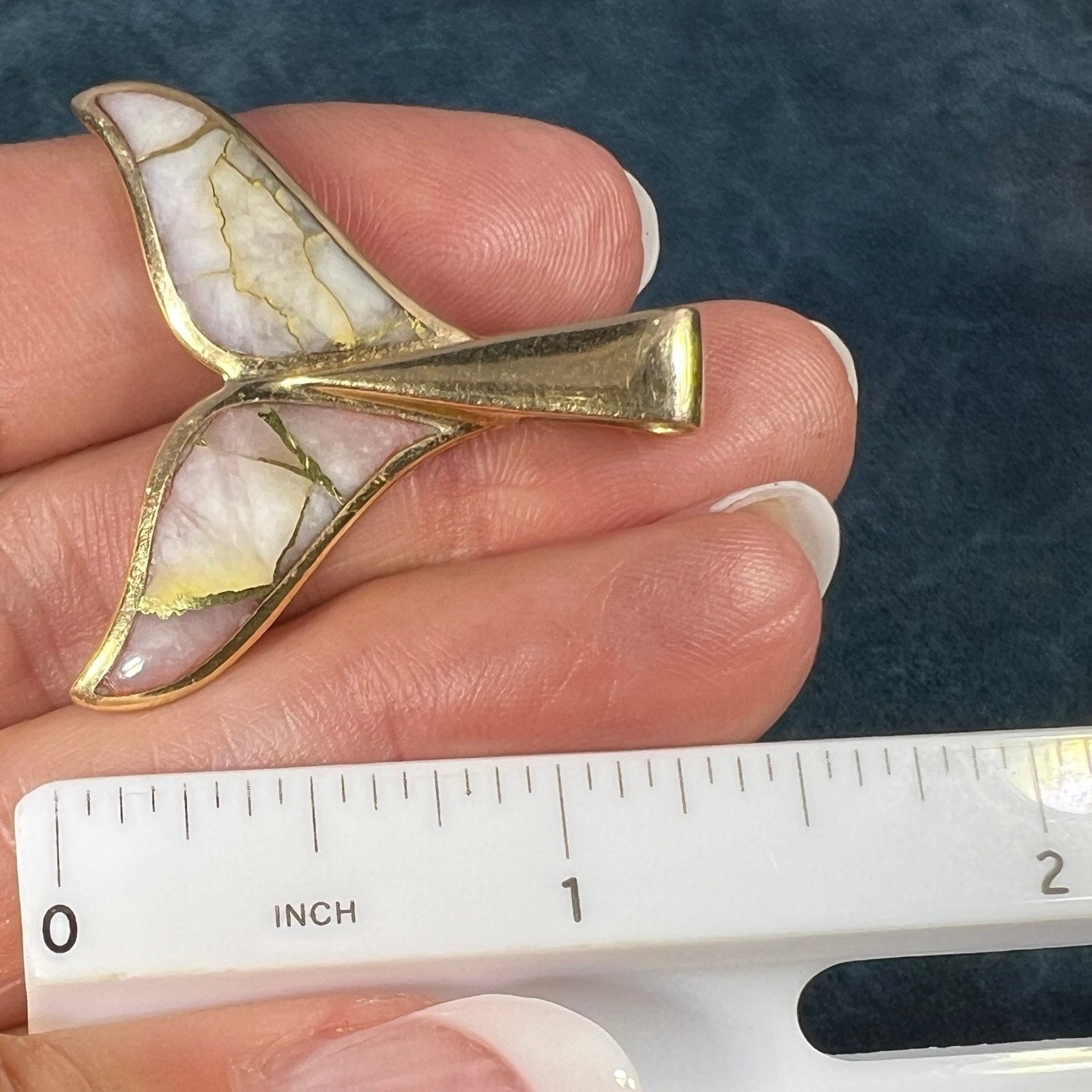 14k Gold Alaskan GOLD QUARTZ Mermaid Whale Tail Pendant. 1.3" *Video*