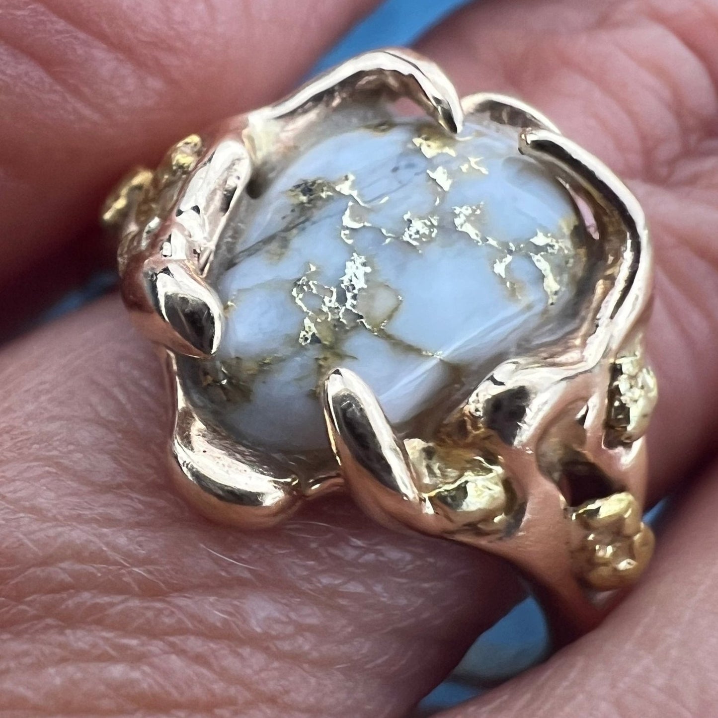 14k Gold Alaskan Gold-in-Quartz Ring w 24k Nuggets. 1/2" + 5g