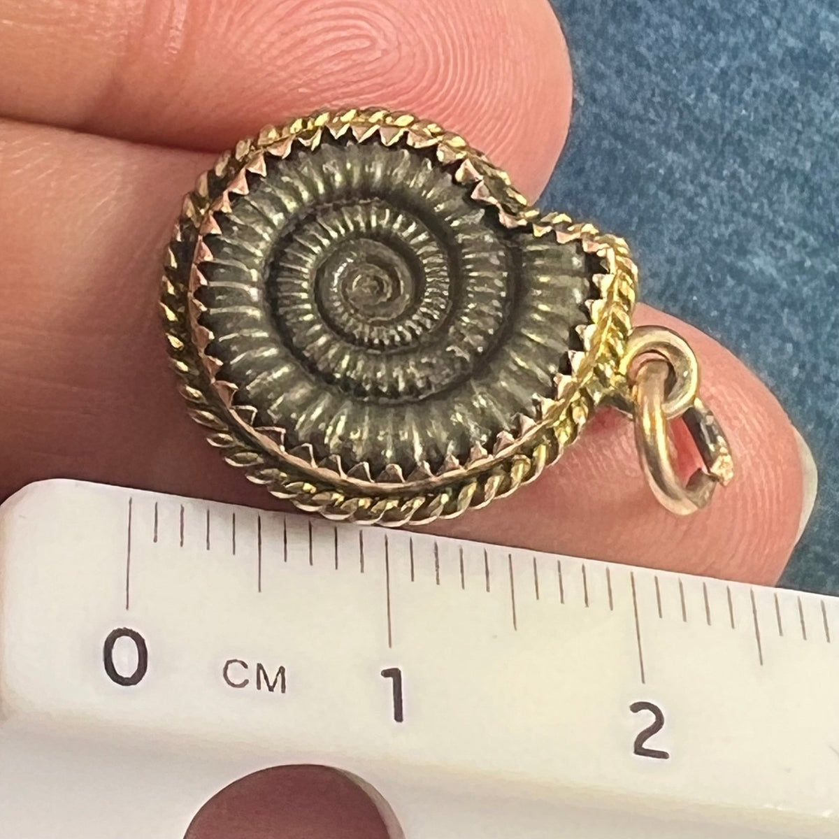 14k Gold Ammonite Cephalopod Fossil Pendant. Pre-Cretaceous