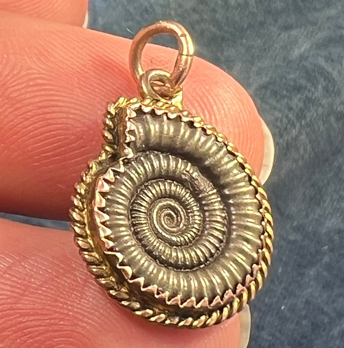 14k Gold Ammonite Cephalopod Fossil Pendant. Pre-Cretaceous