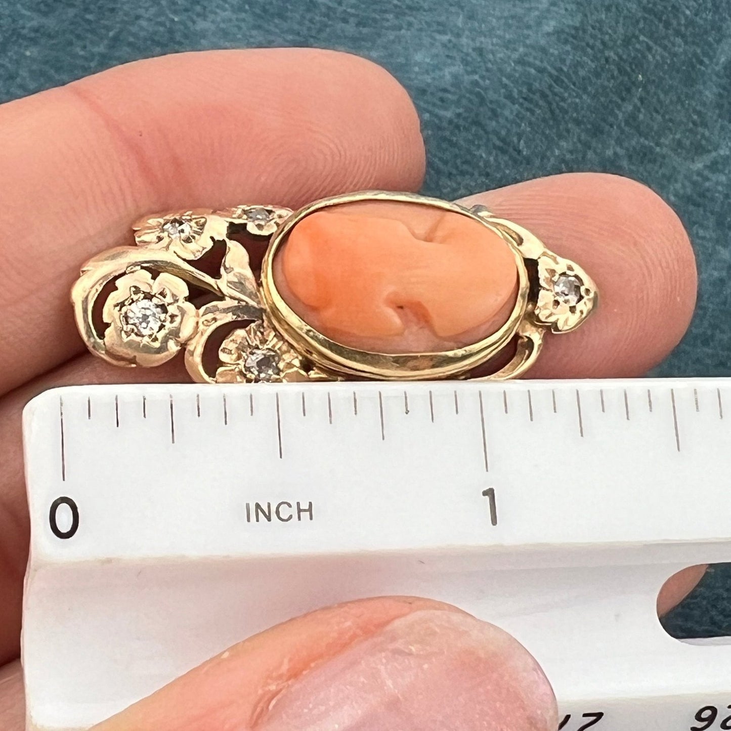 14k Gold Art Nouveau Cameo Ring w Gypsy-Set Rose Cut Diamonds. 1.2"