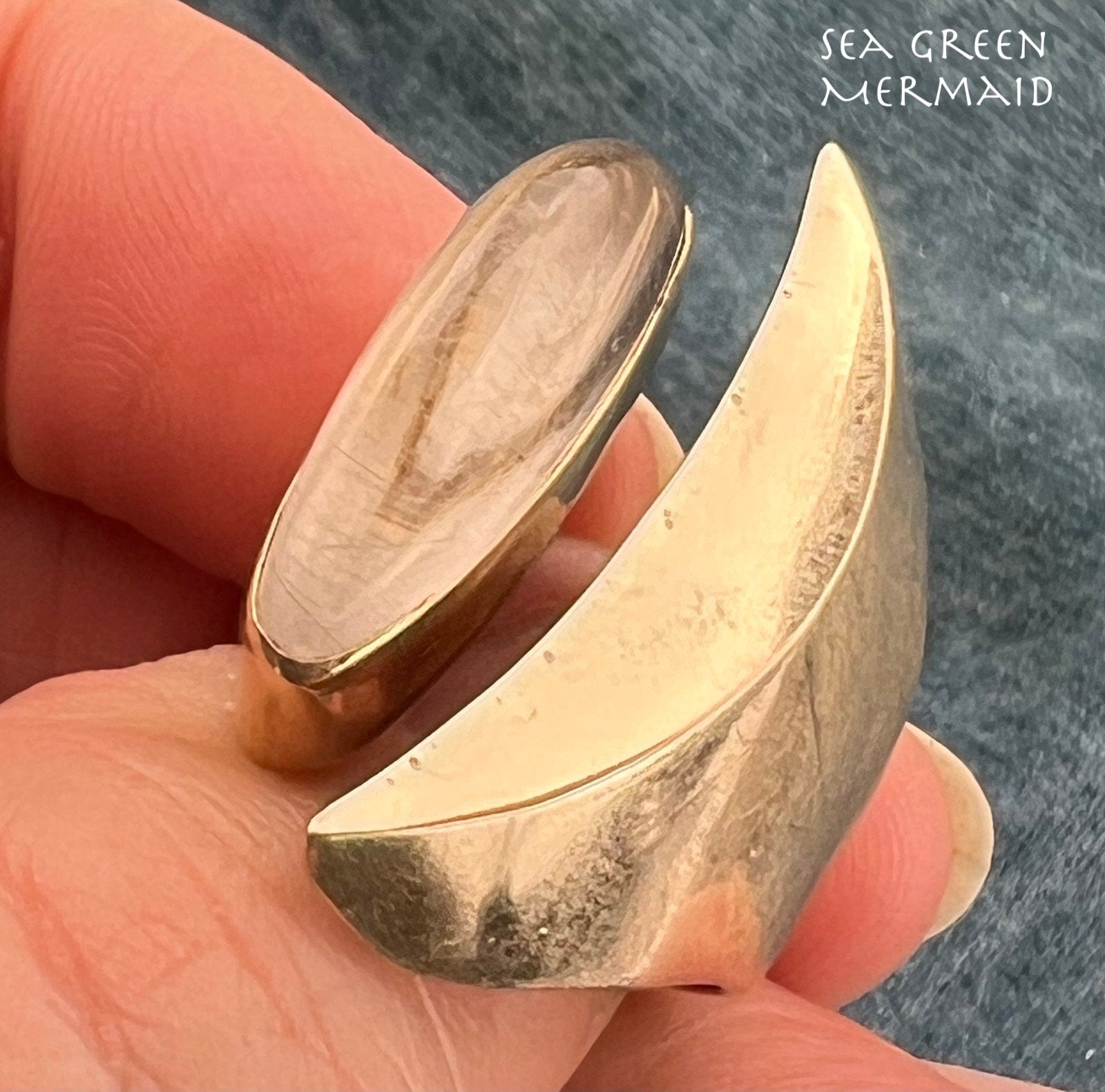14k Gold Asymmetrical Crescent Moon Open Ring. MCM Modernist 10g