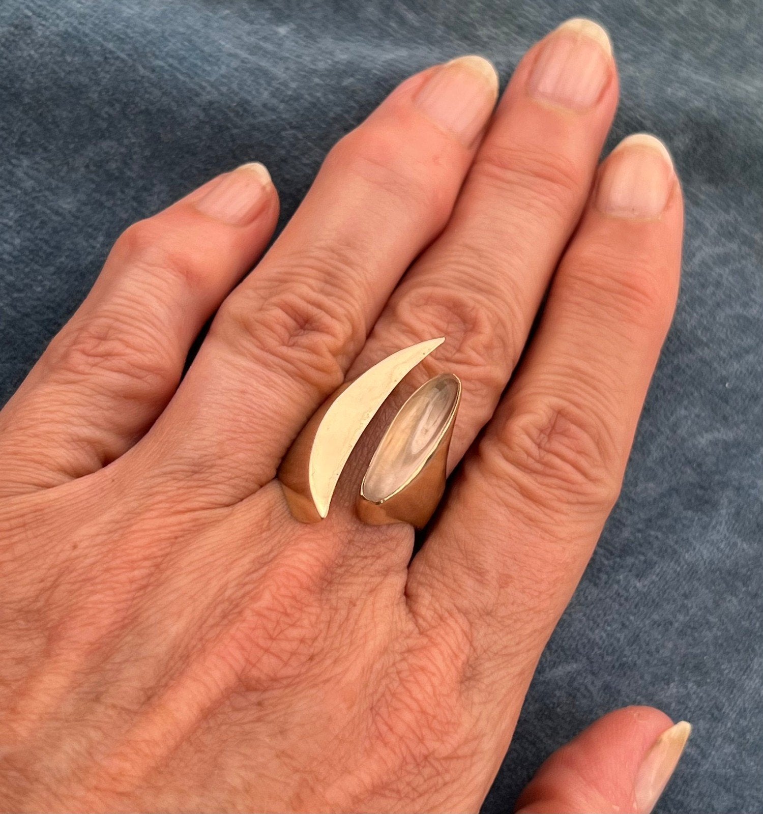 14k Gold Asymmetrical Crescent Moon Open Ring. MCM Modernist 10g