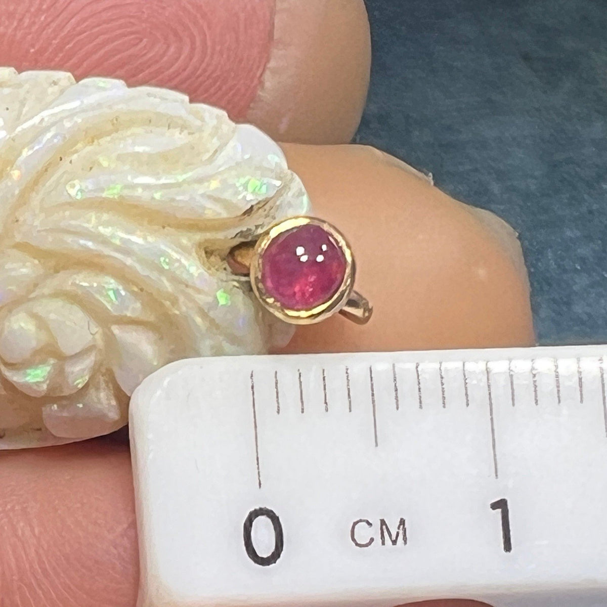 14k Gold Australian Opal Carved Song Bird Pendant *Video* 1.5"