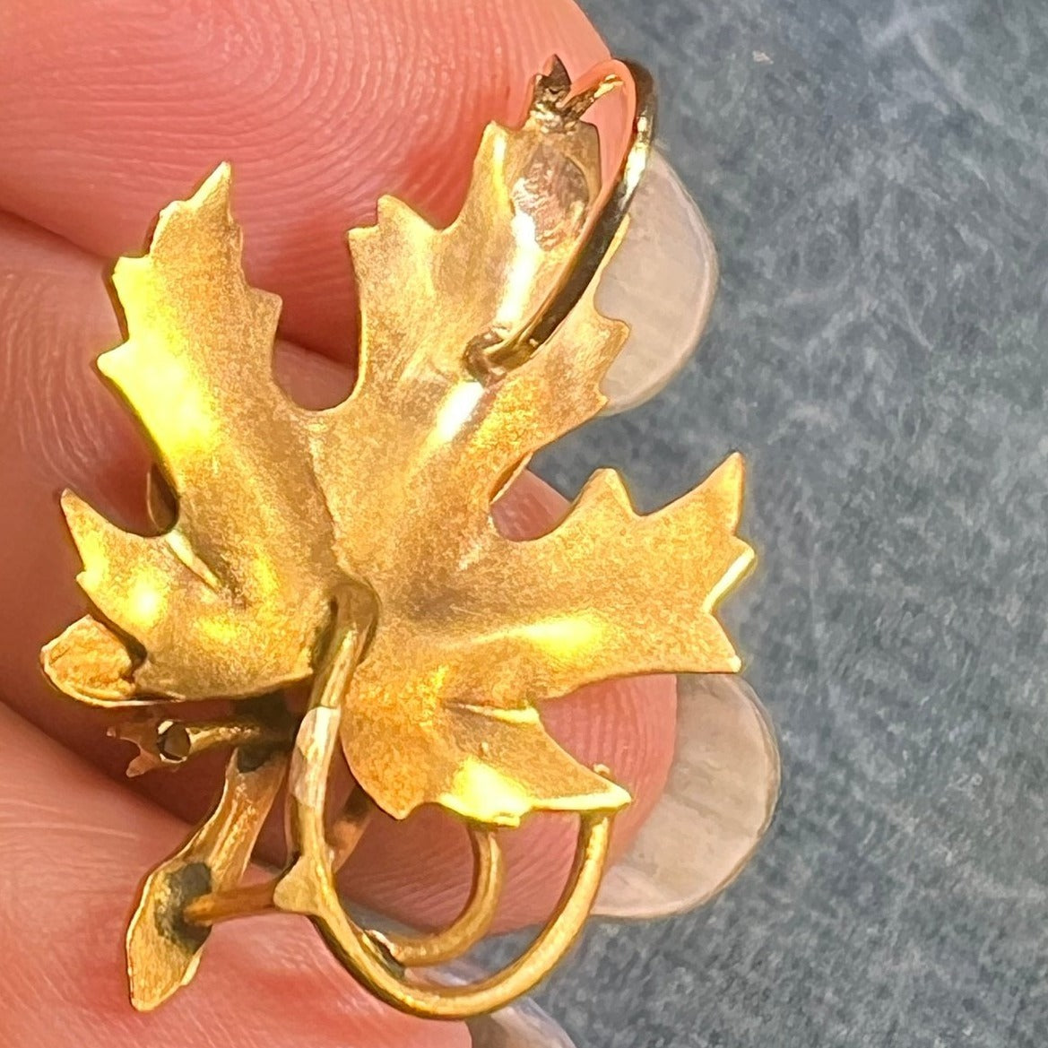 14k Gold Autumn Scottish Maple Leaf Pendant w Seedlings