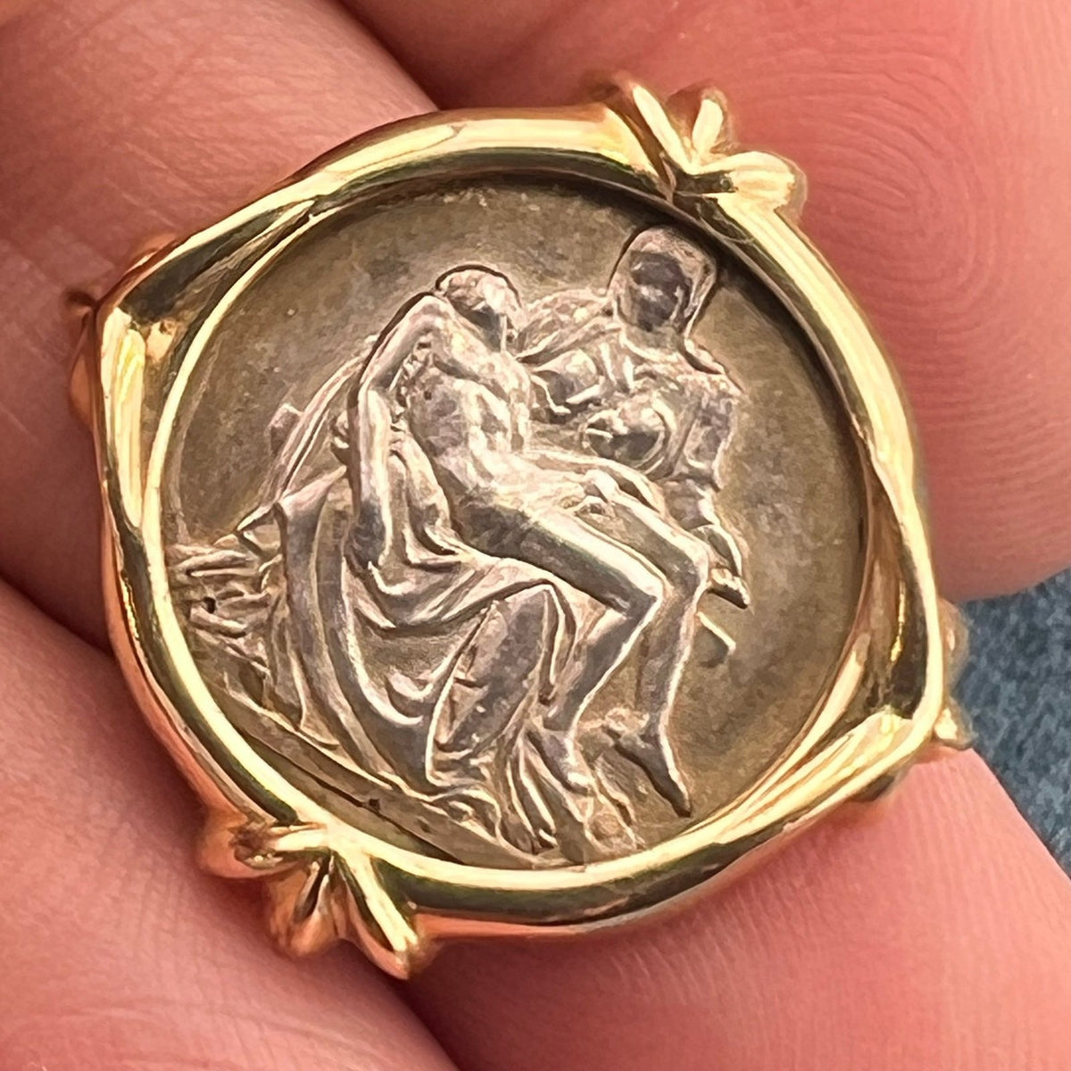 14k Gold Bezel with Silver Pieta Coin from Vatican w Orig Box