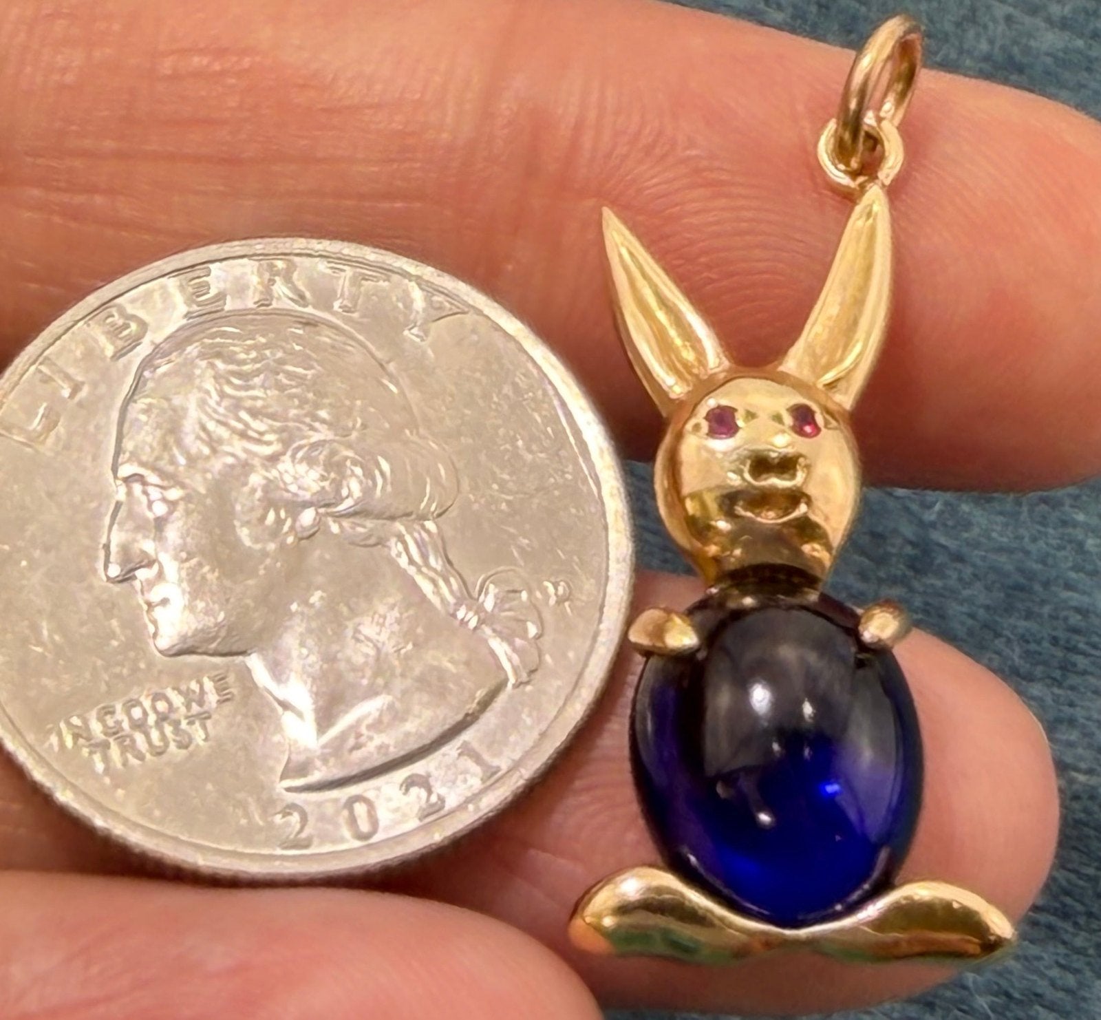 14k Gold Bunny Rabbit Pendant w Blue Jelly Belly. 1.25" + 4.3g