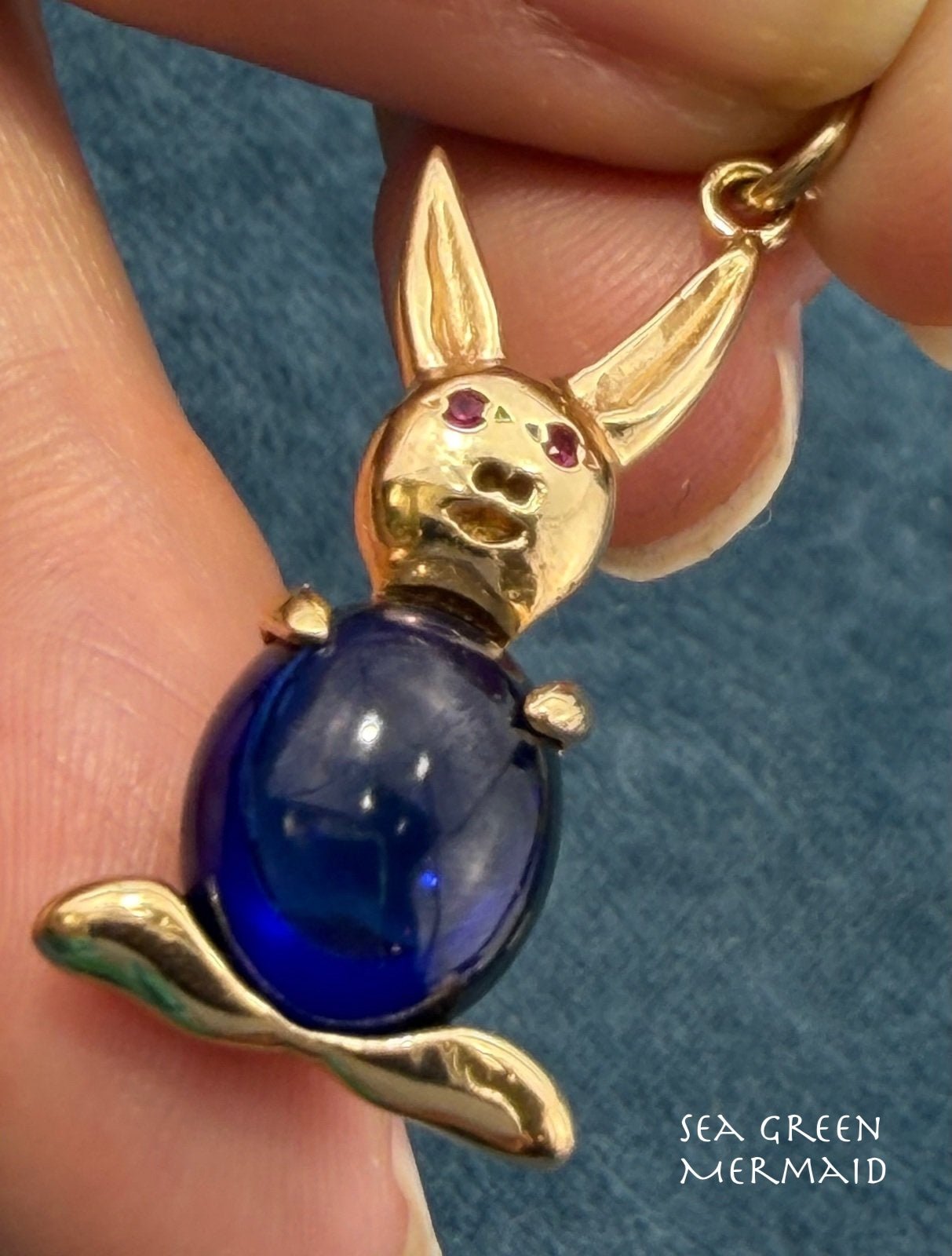 14k Gold Bunny Rabbit Pendant w Blue Jelly Belly. 1.25" + 4.3g