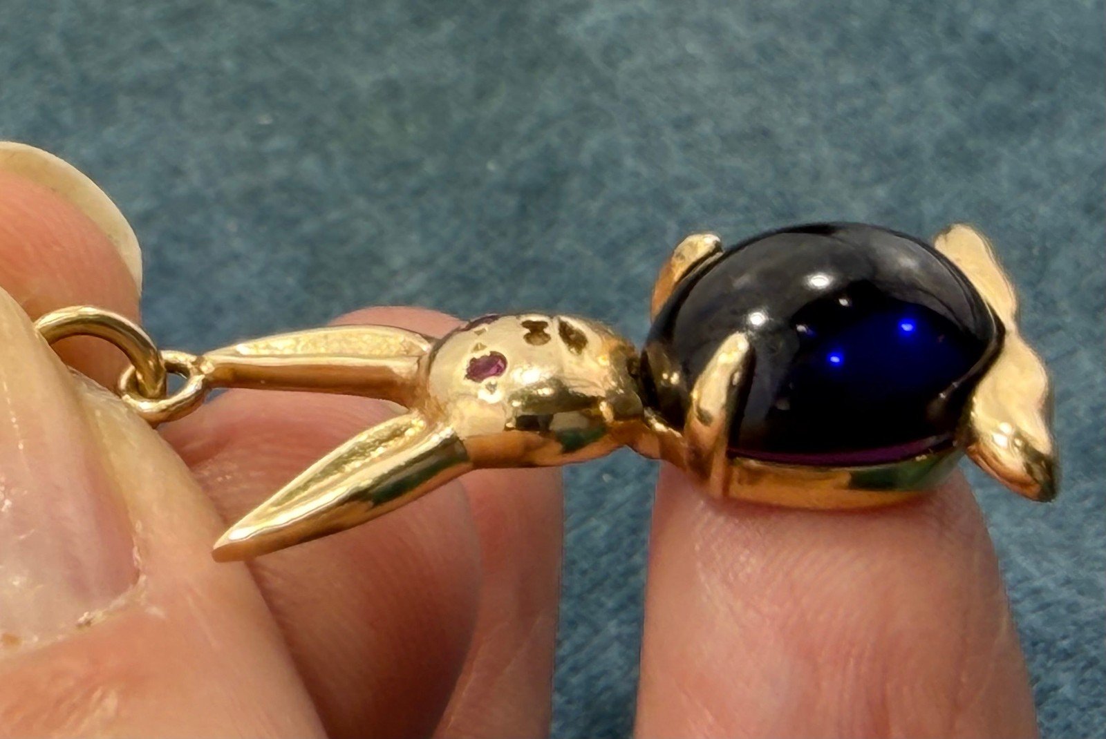14k Gold Bunny Rabbit Pendant w Blue Jelly Belly. 1.25" + 4.3g